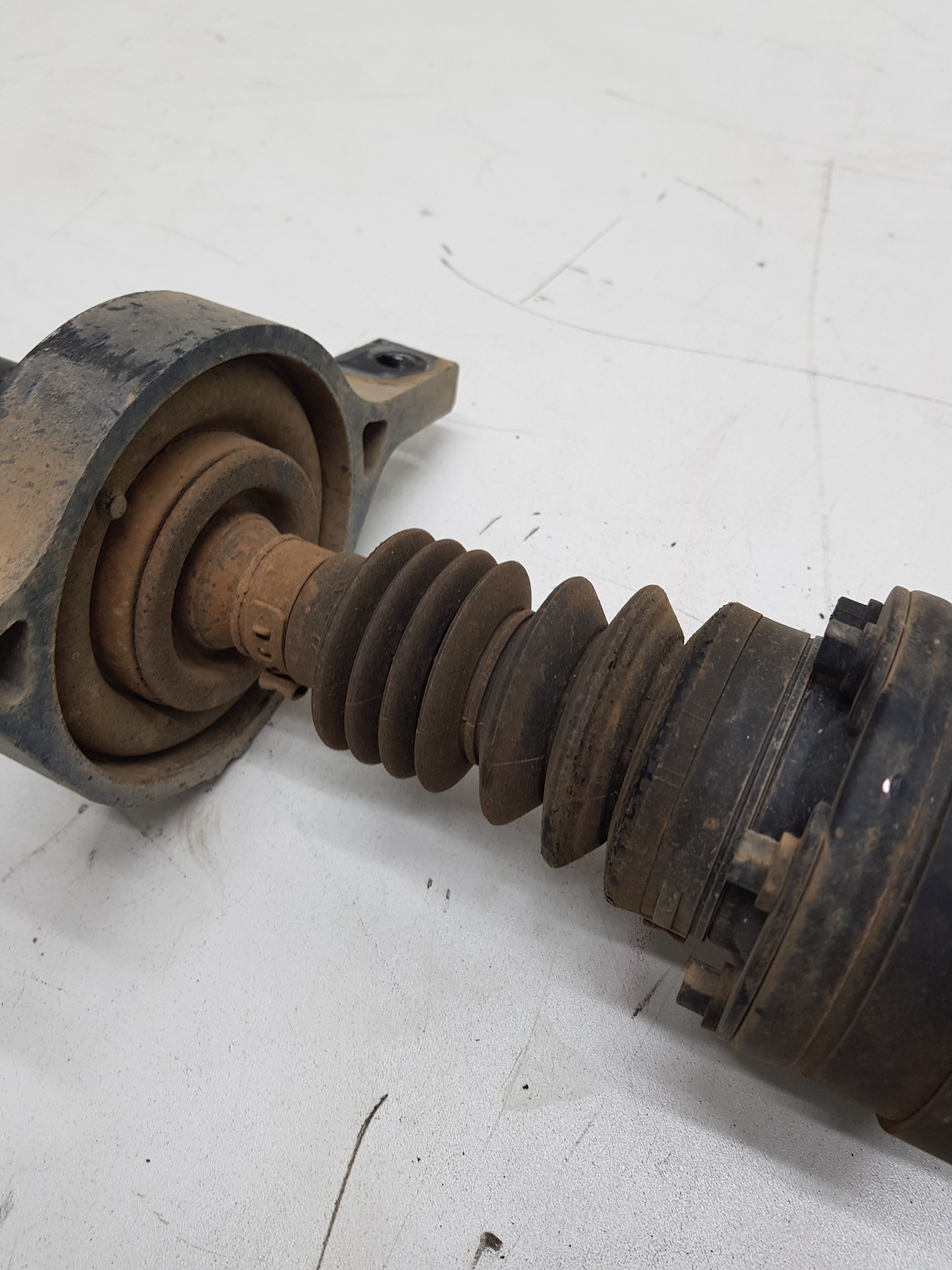 Eixo Cardan Hyundai Santa Fé 3.5 V6 2010 / 2011 – 5 Irmãos Auto Peças