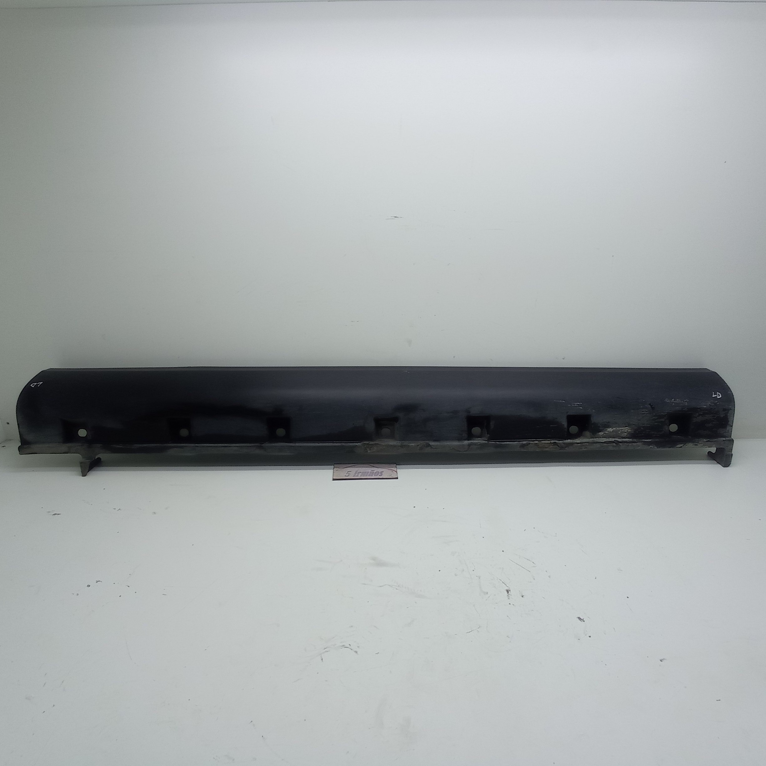 Spoiler Lateral Direito Suzuki Sx4 2.0 2011 / 2012