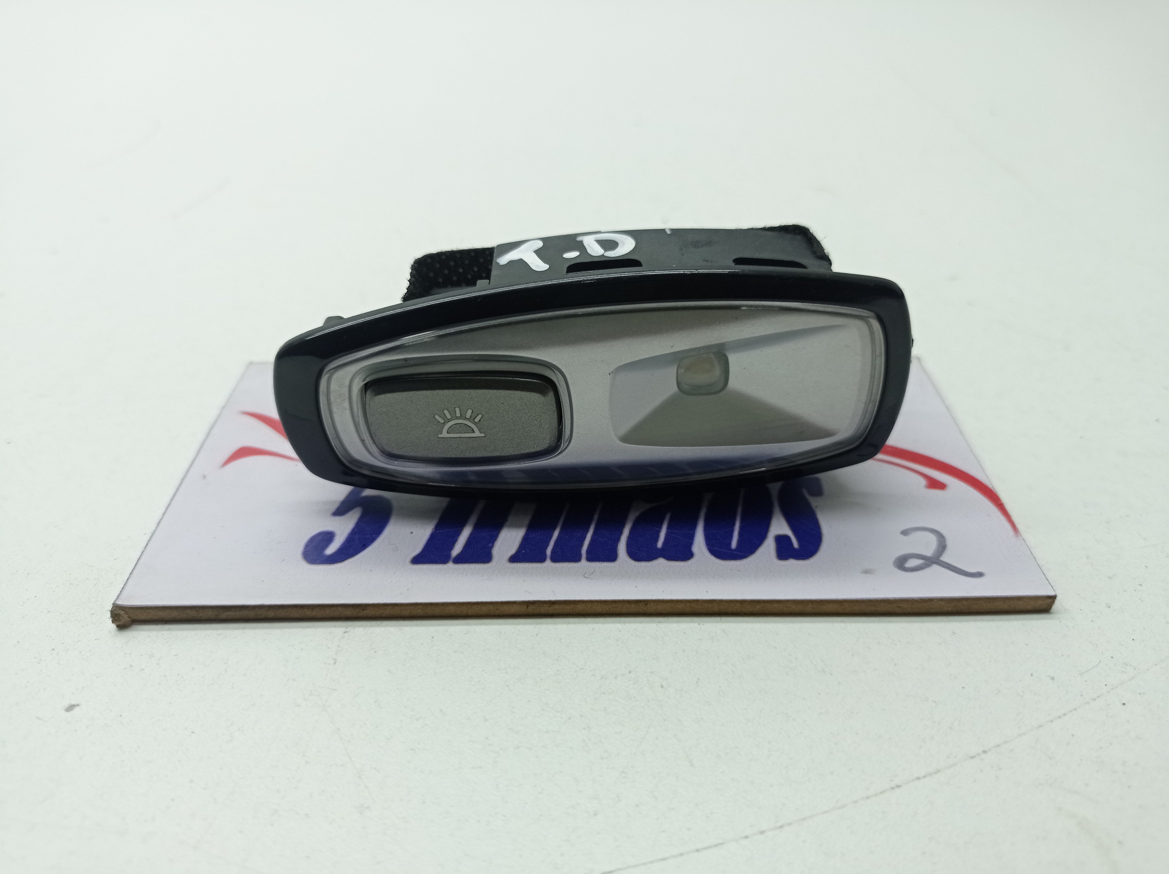 Luz Cortesia Traseira Direita Hyundai Azera 3.0 V6 2012 2013
