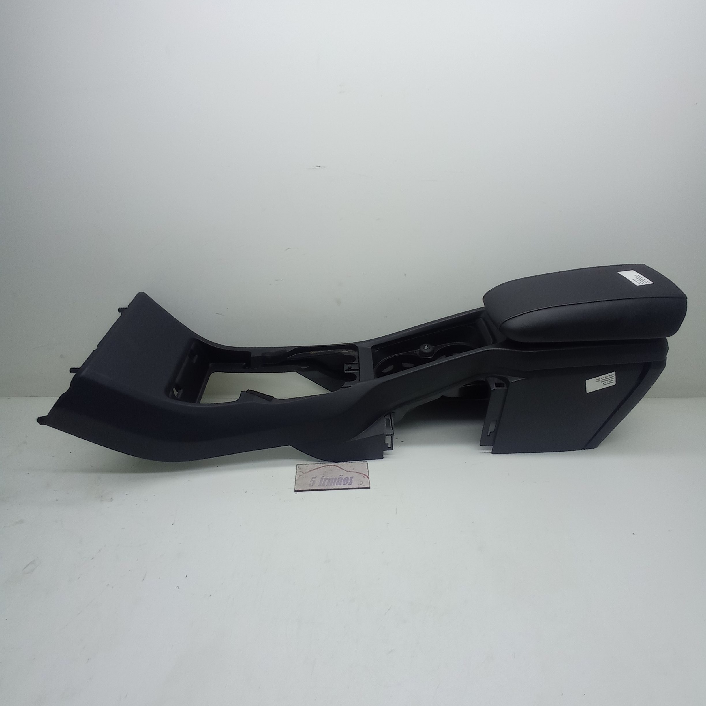Console Central / Apoio Braço Volvo V40 T4 2.0 2018 / 2019