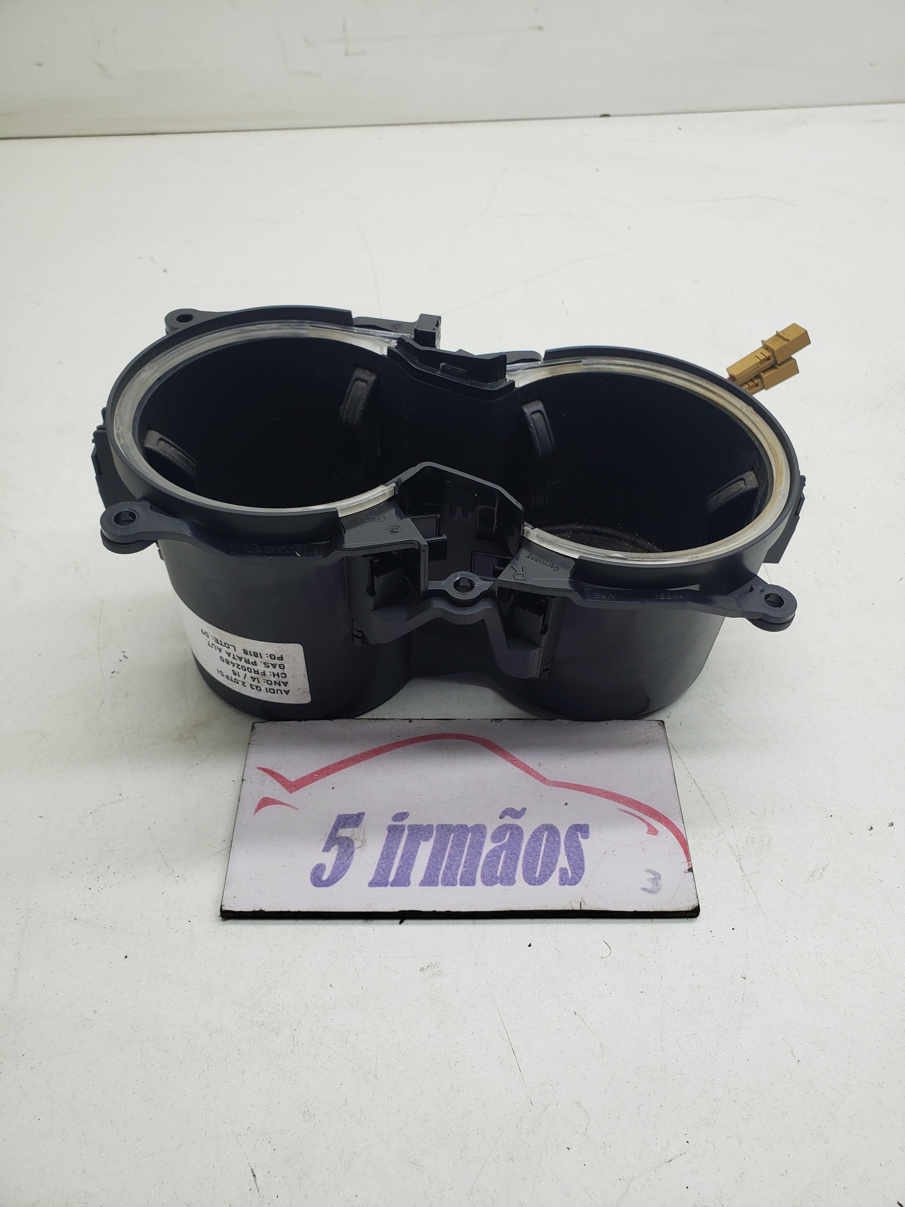 Porta Copos Console Central Audi Q3 Tfsi 2.0 2015