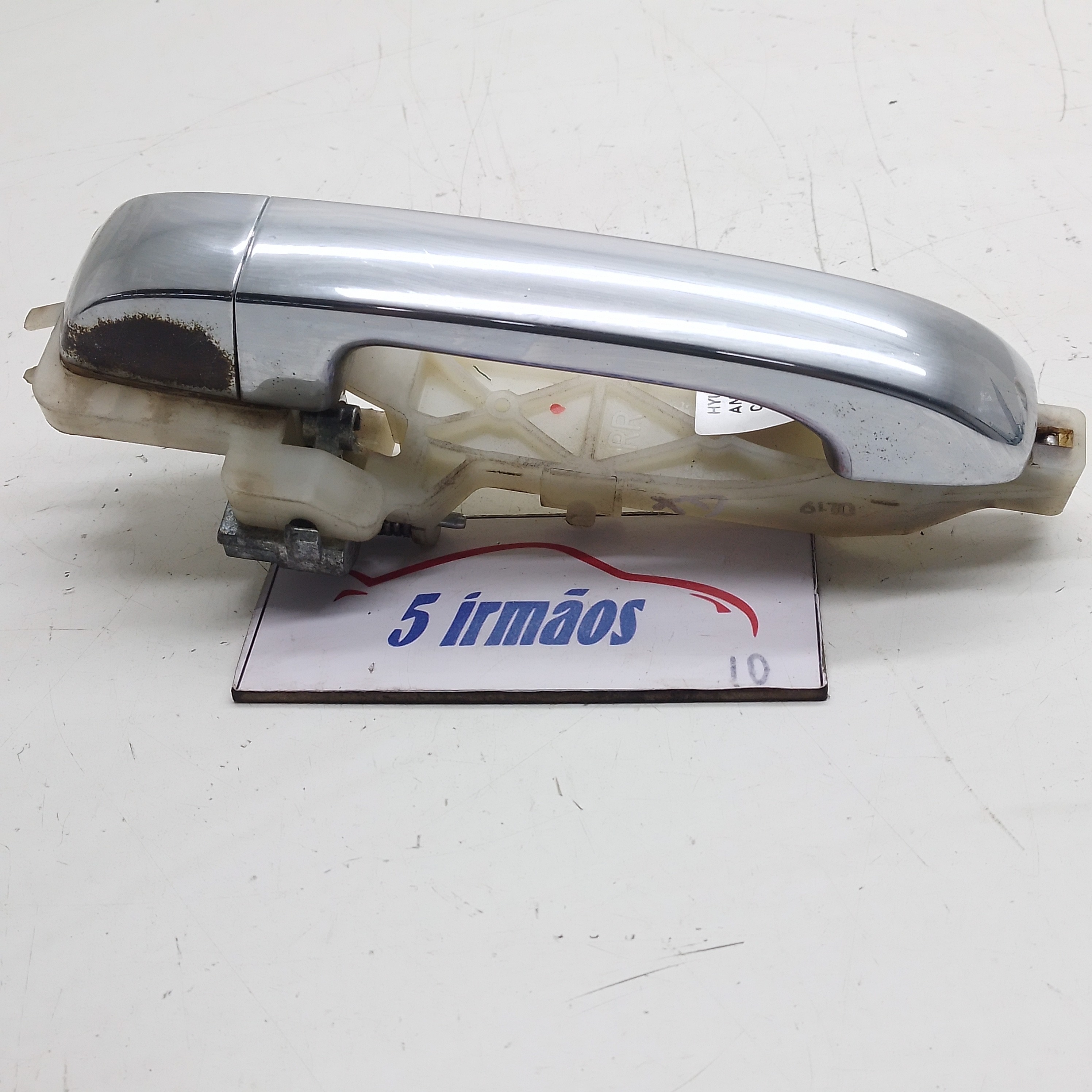 Maçaneta Externa Traseira Direita Hyundai Veracruz 3.8 2010 Prata Traseira