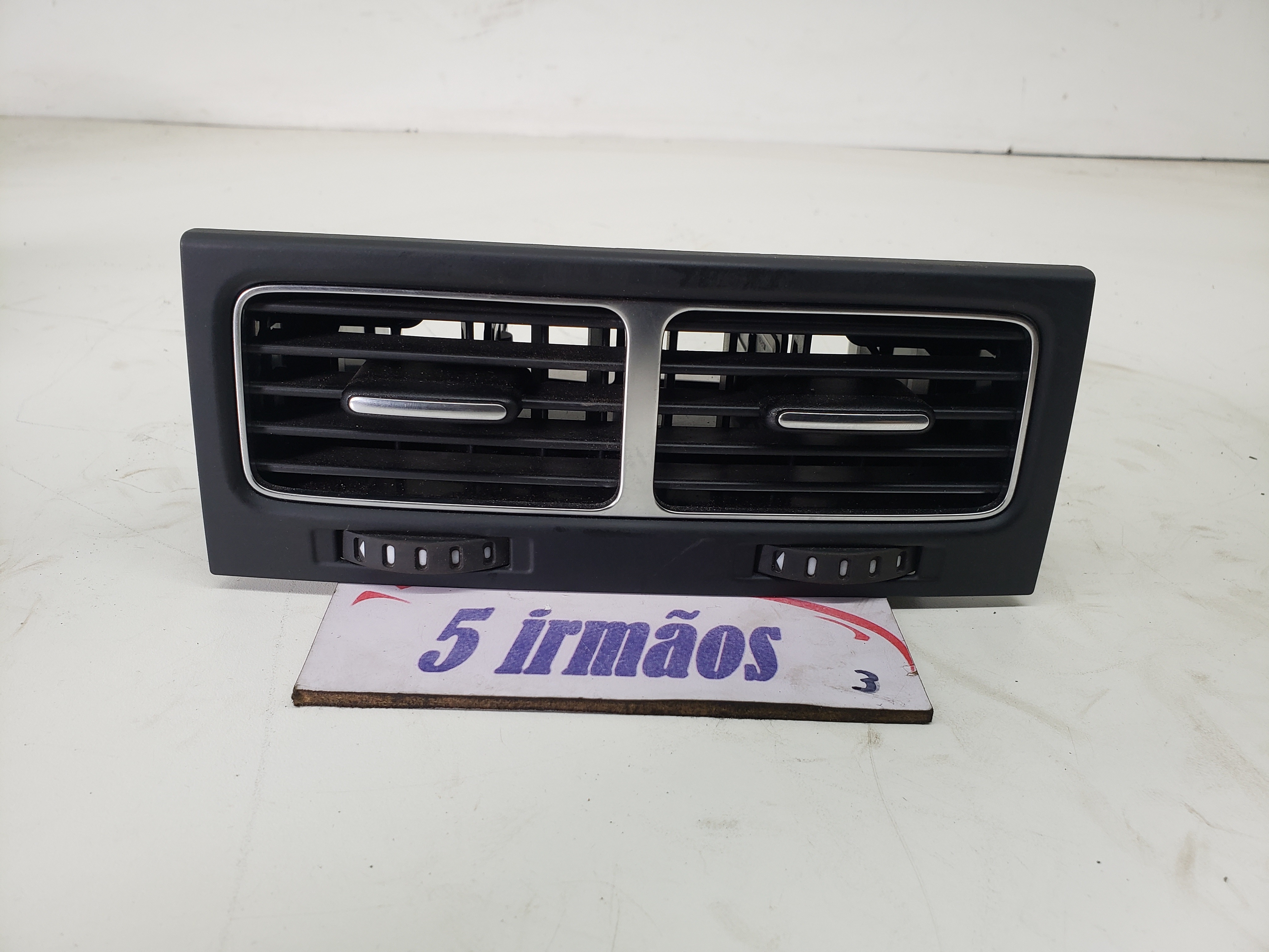 Difusor Ar Console Traseiro Vw Touareg 4.2 V8 2012 / 2013