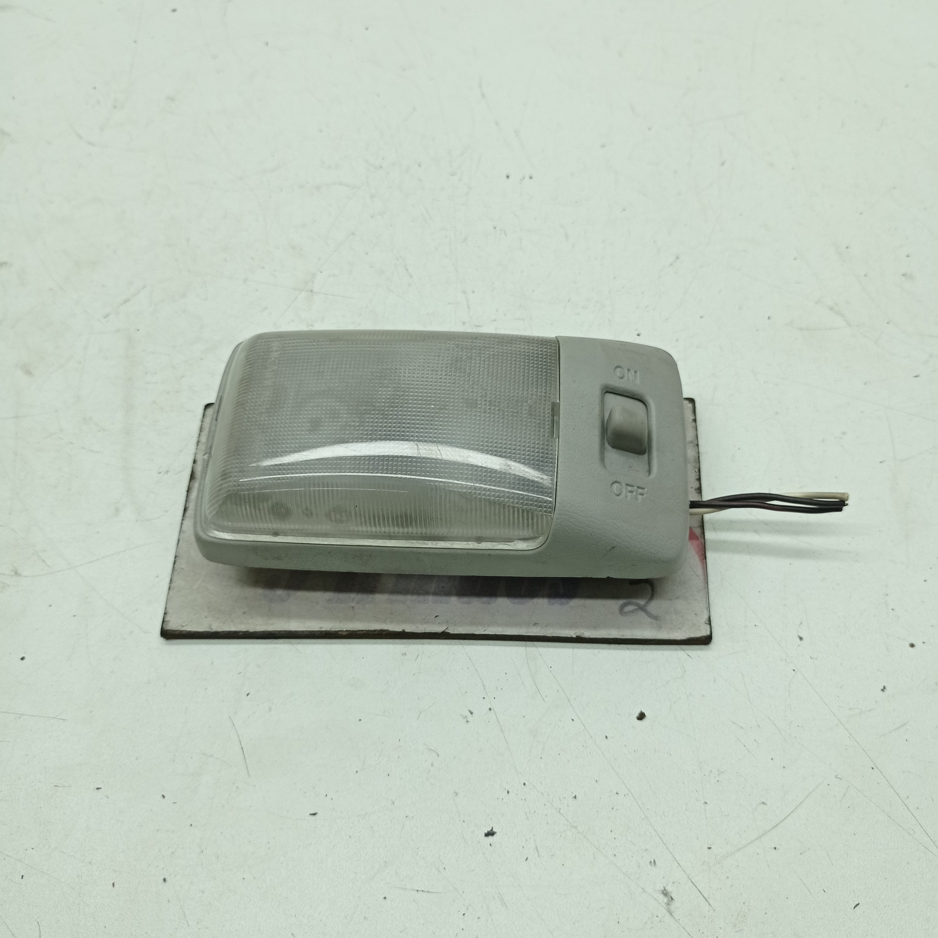 Luz Teto Cortesia Gm Tracker 2.0 2007 / 2008