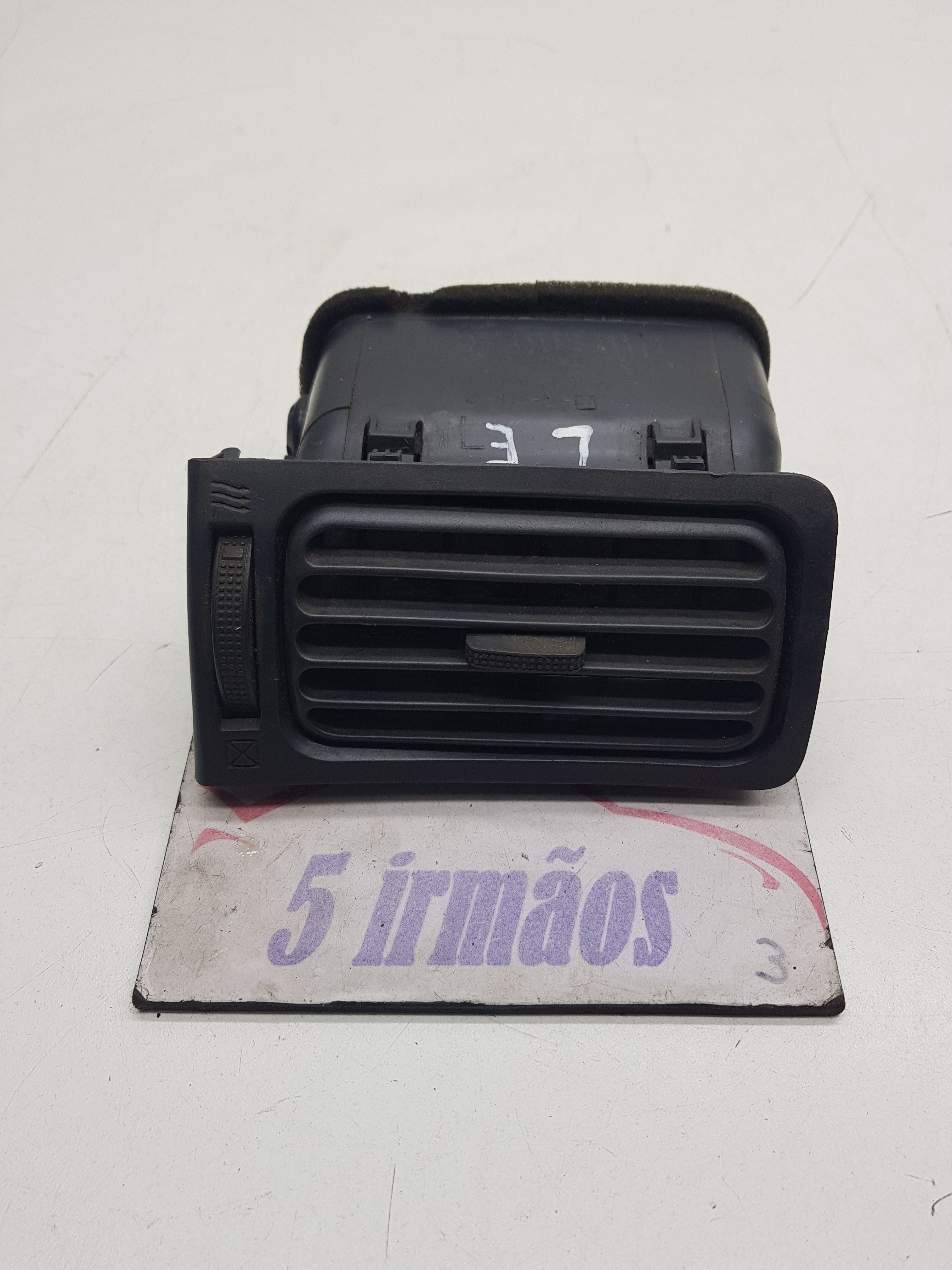 Difusor Ar Esquerdo Toyota Corolla 1.6 2005 / 2006