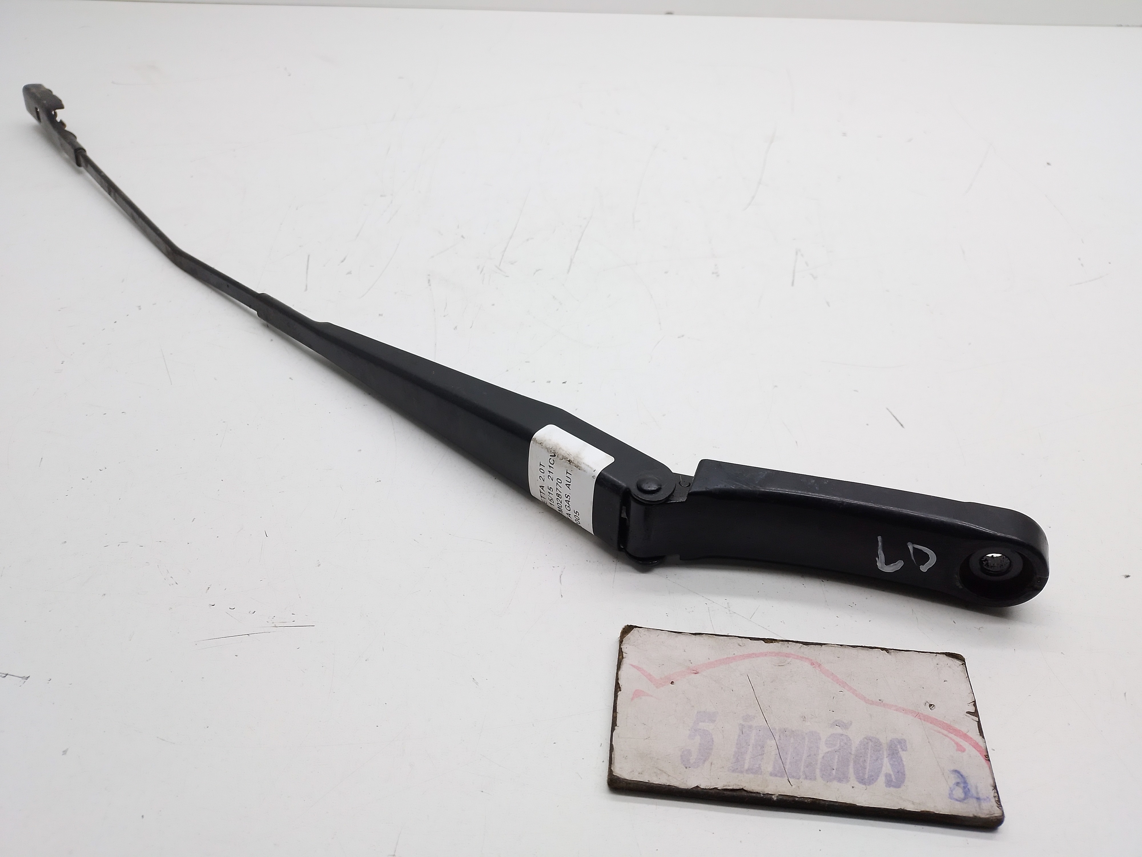 Braço Direito Limpador Parabrisa Vw Jetta 2.0 Tsi 2015