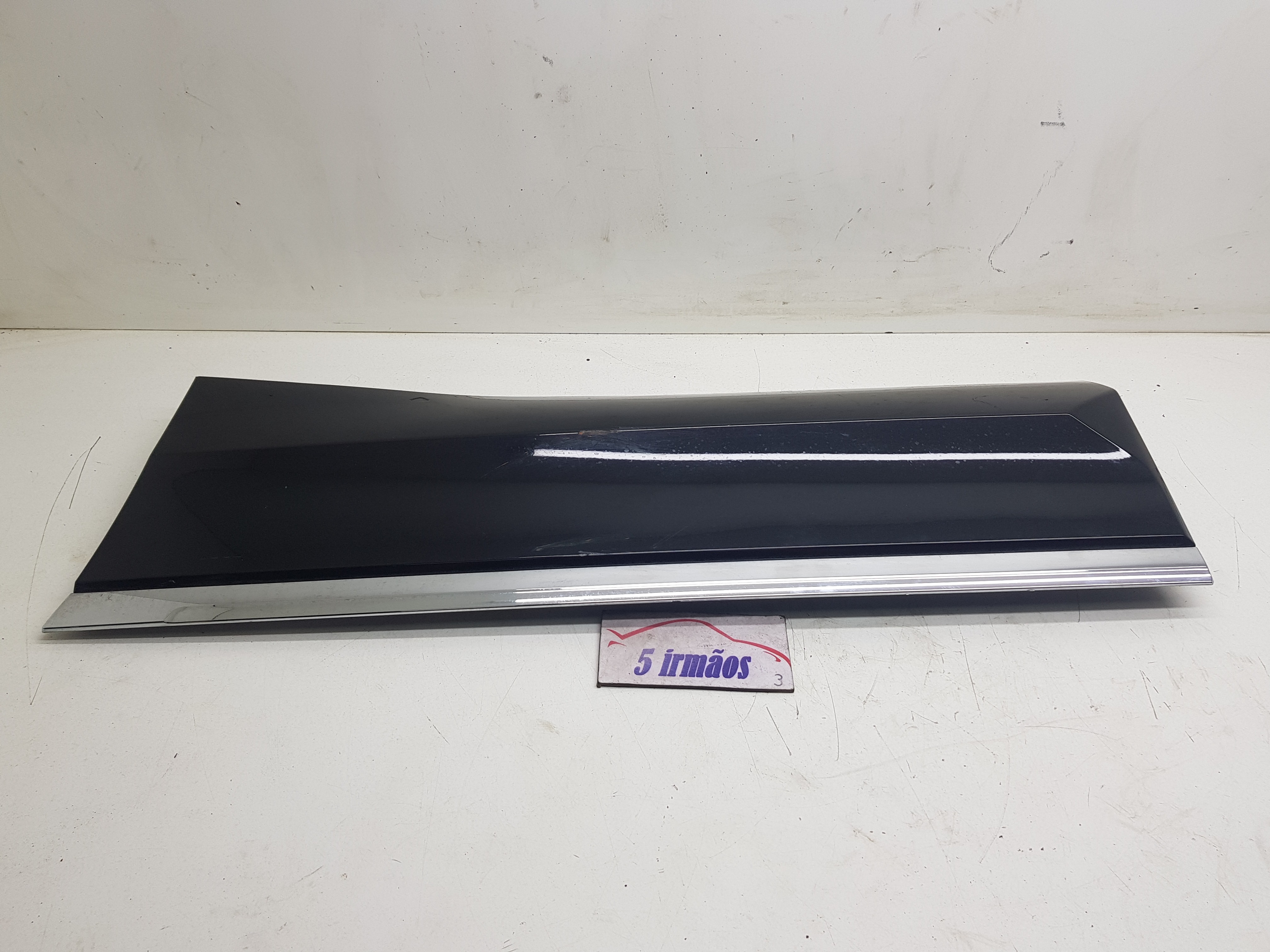 Acabamento Porta Traseira Esquerda Tiguan 350 Tsi 2.0 2020 Azul-escuro