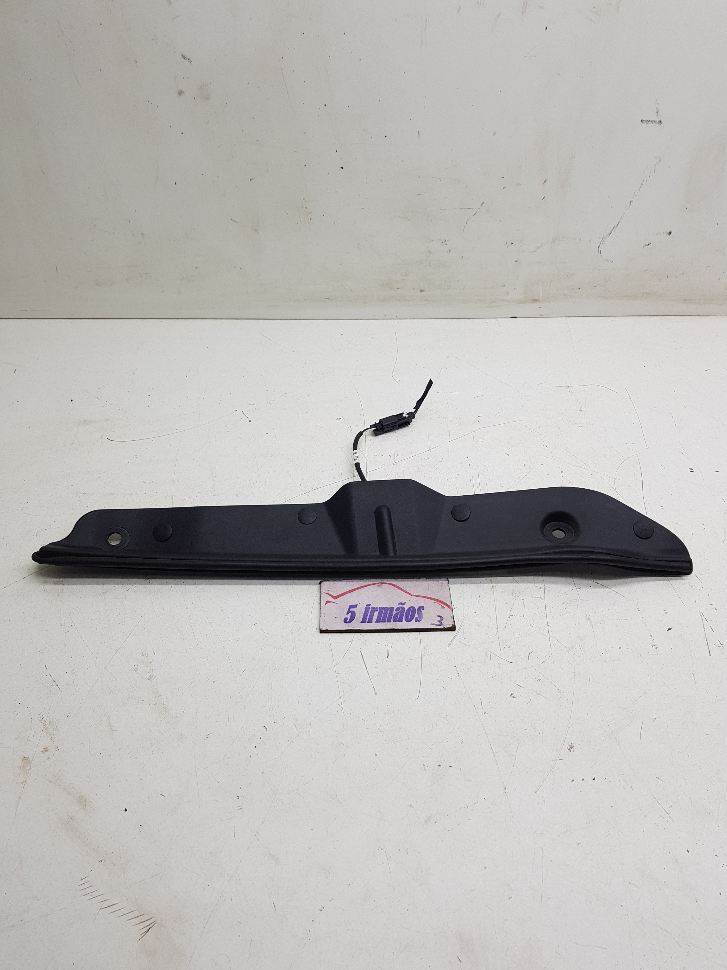Sensor Direito Tampa Traseira Gm Equinox 2.0 2018 Nº84452421