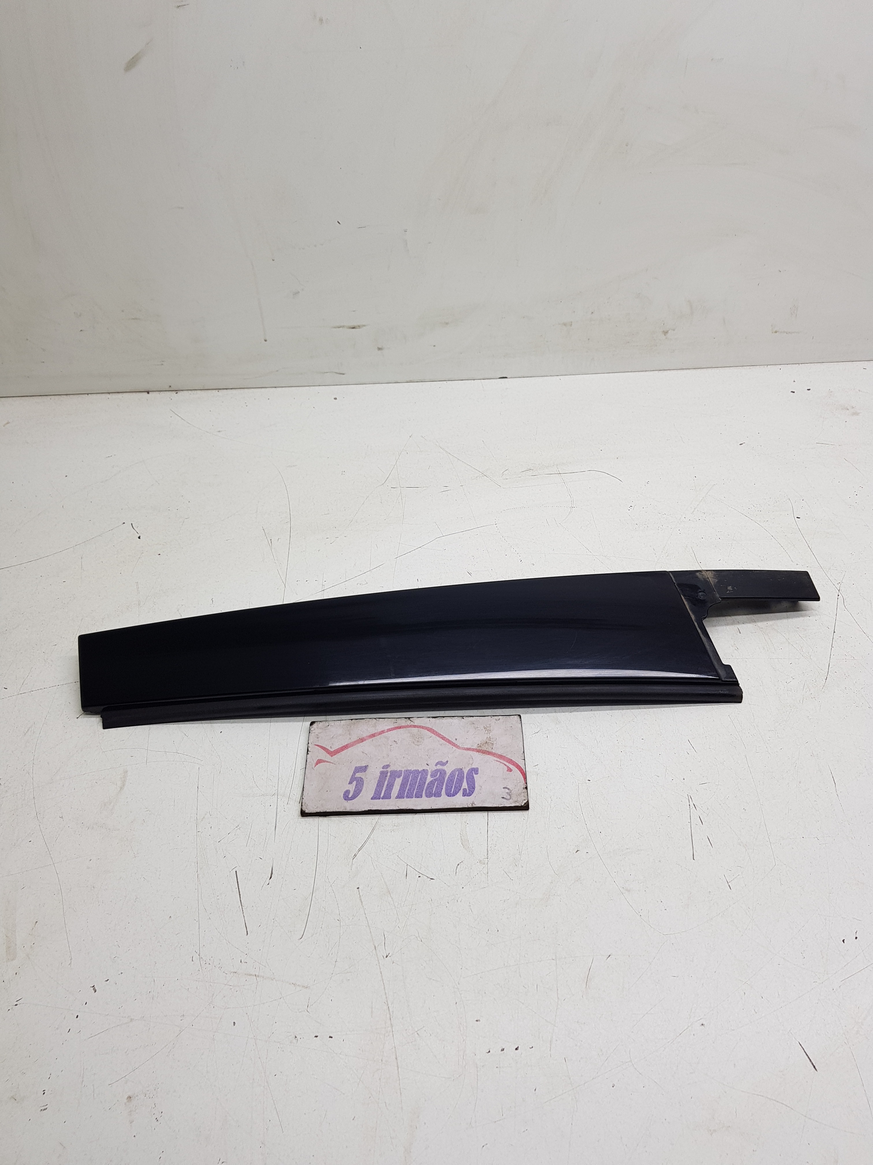 Acabamento Porta Traseira Esquerda Vw Passat Tsi 2.0 2018 Preto