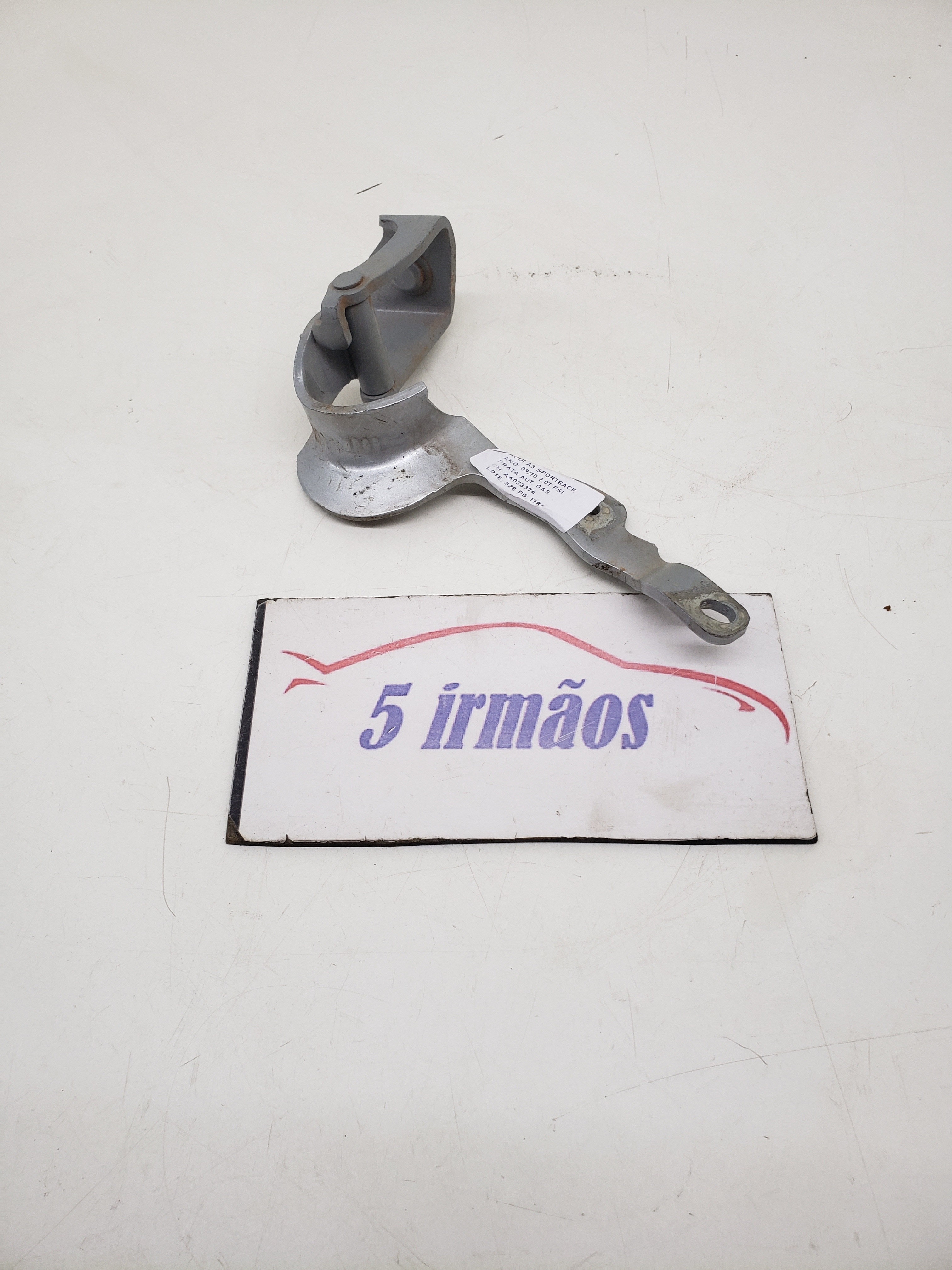 Dobradiça Direita Tampa Traseira Audi A3 2.0 2009 / 2010