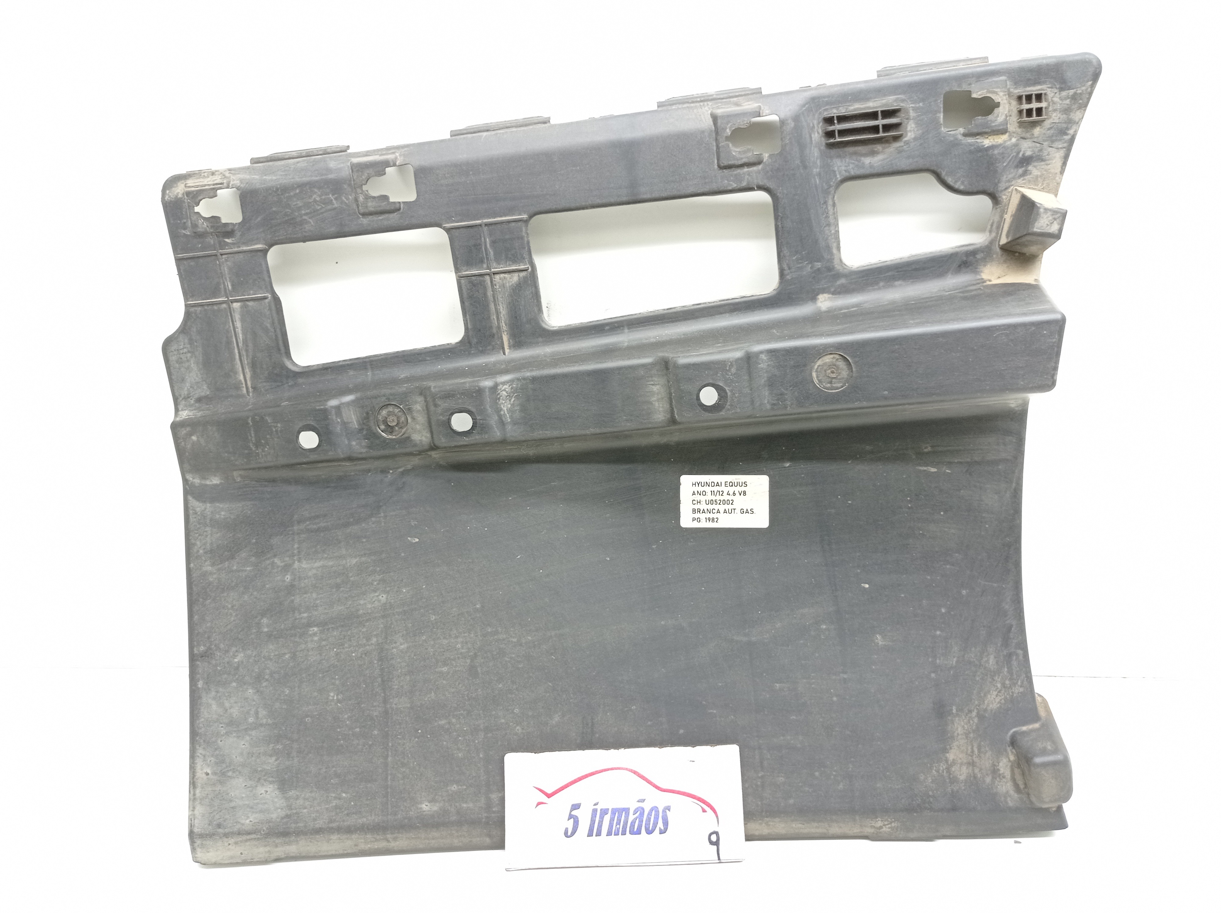Suporte Esquerdo Parachoque Traseiro Hyundai Equus 4.6 2011
