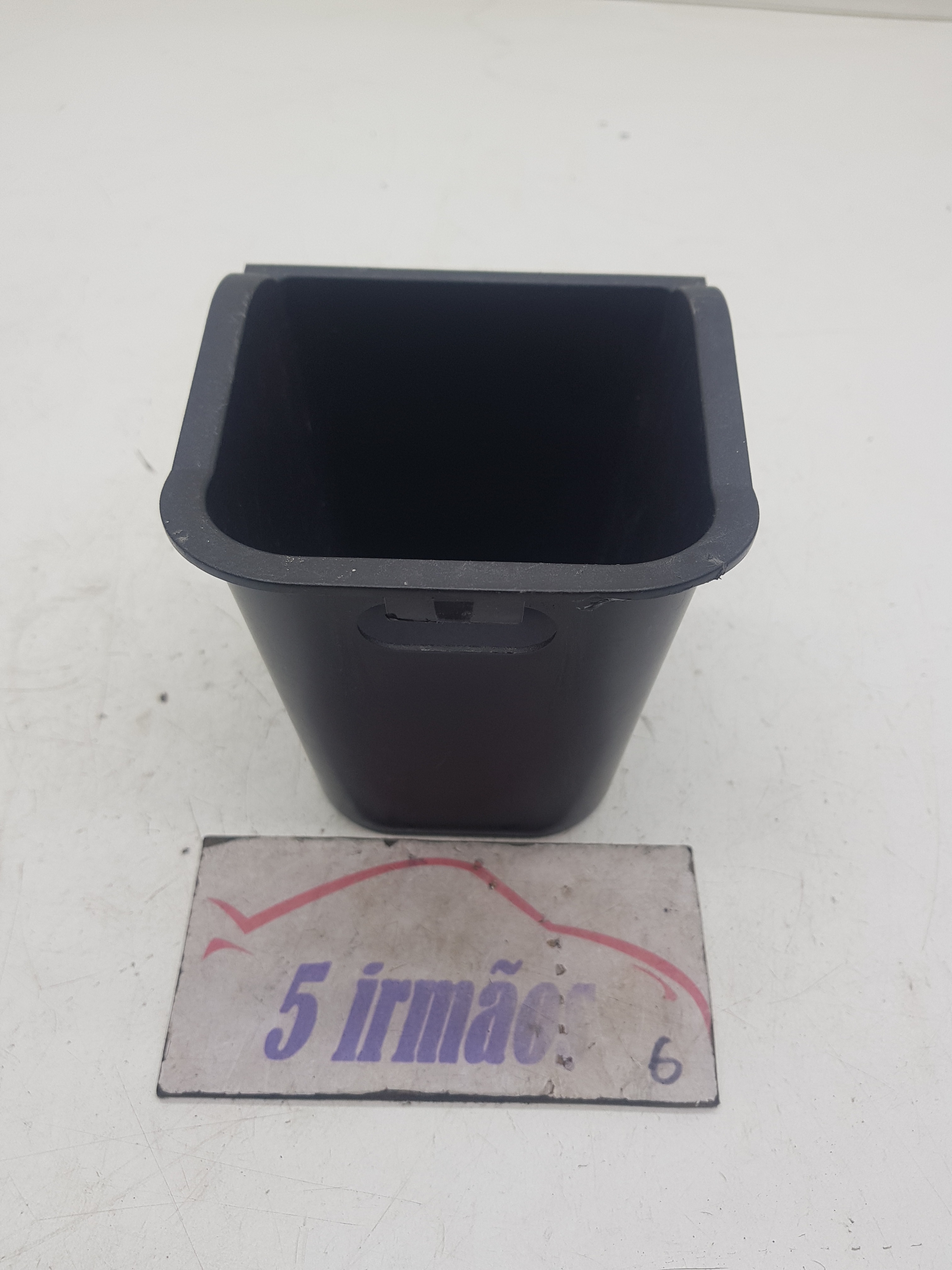Porta Trecos Console Central Mercedes Cla250 2.0 2014/ 2015
