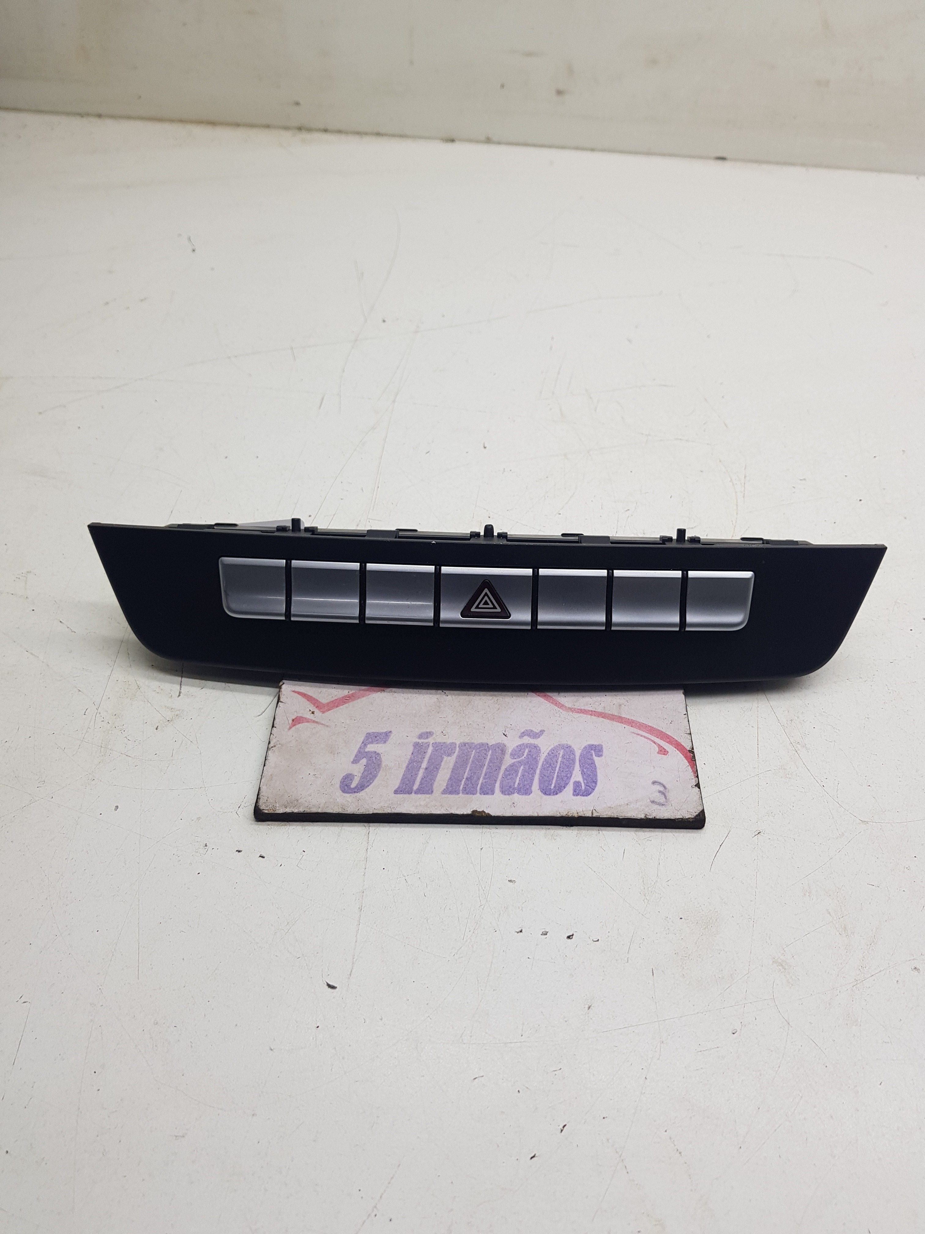 Botão Pisca Alerta Mercedes Benz C200 1.8 2011 / 2012