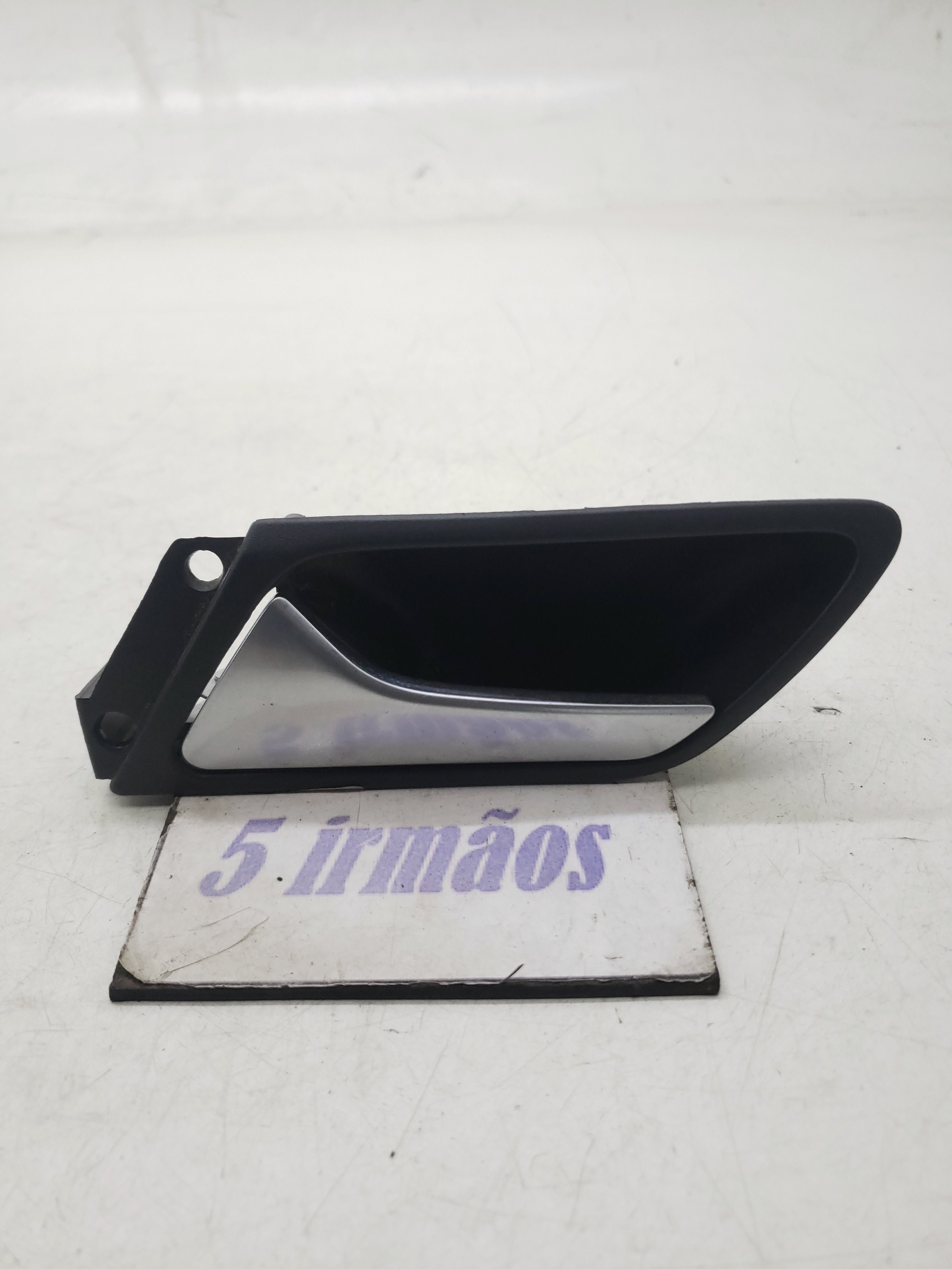 Maçaneta Interna Traseira Esquerda Vw Jetta 2.0 2013 / 2014