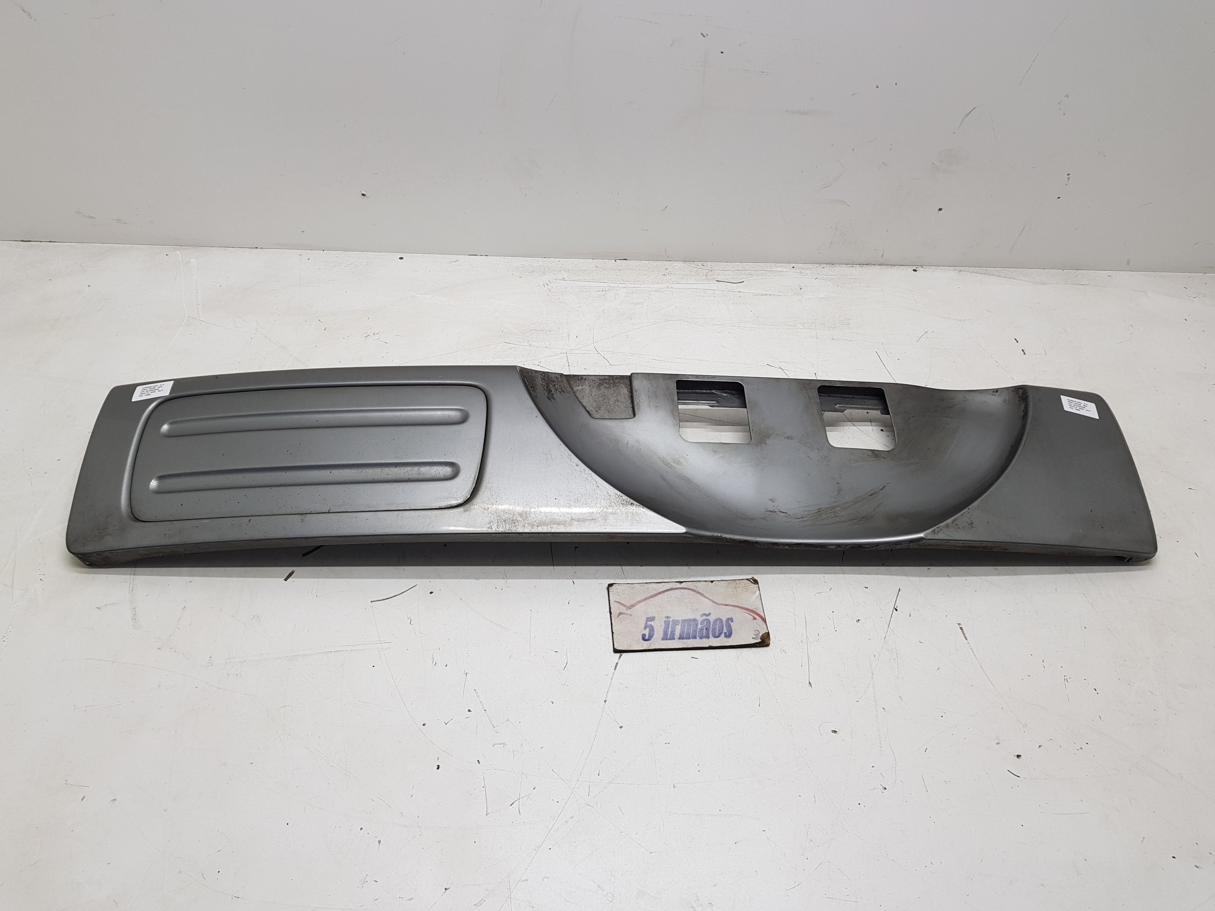 Acabamento Tampa Traseira Honda Crv 2.0 2004 / 2005