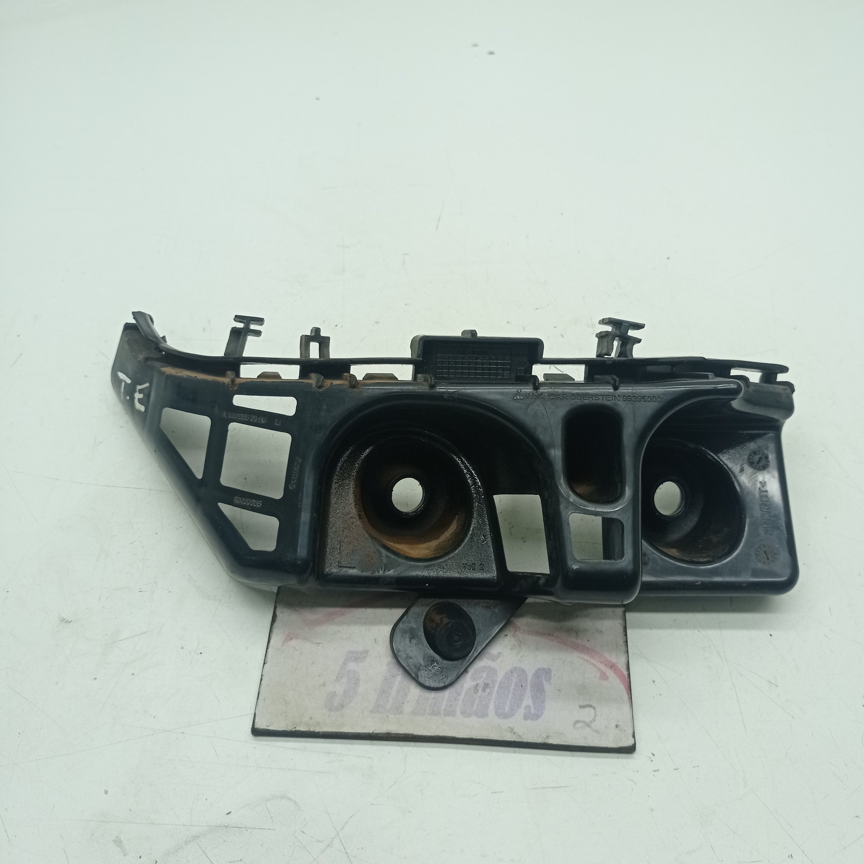 Guia Esquerda Parachoque Traseiro Mercedes Gla 200 1.6 2020