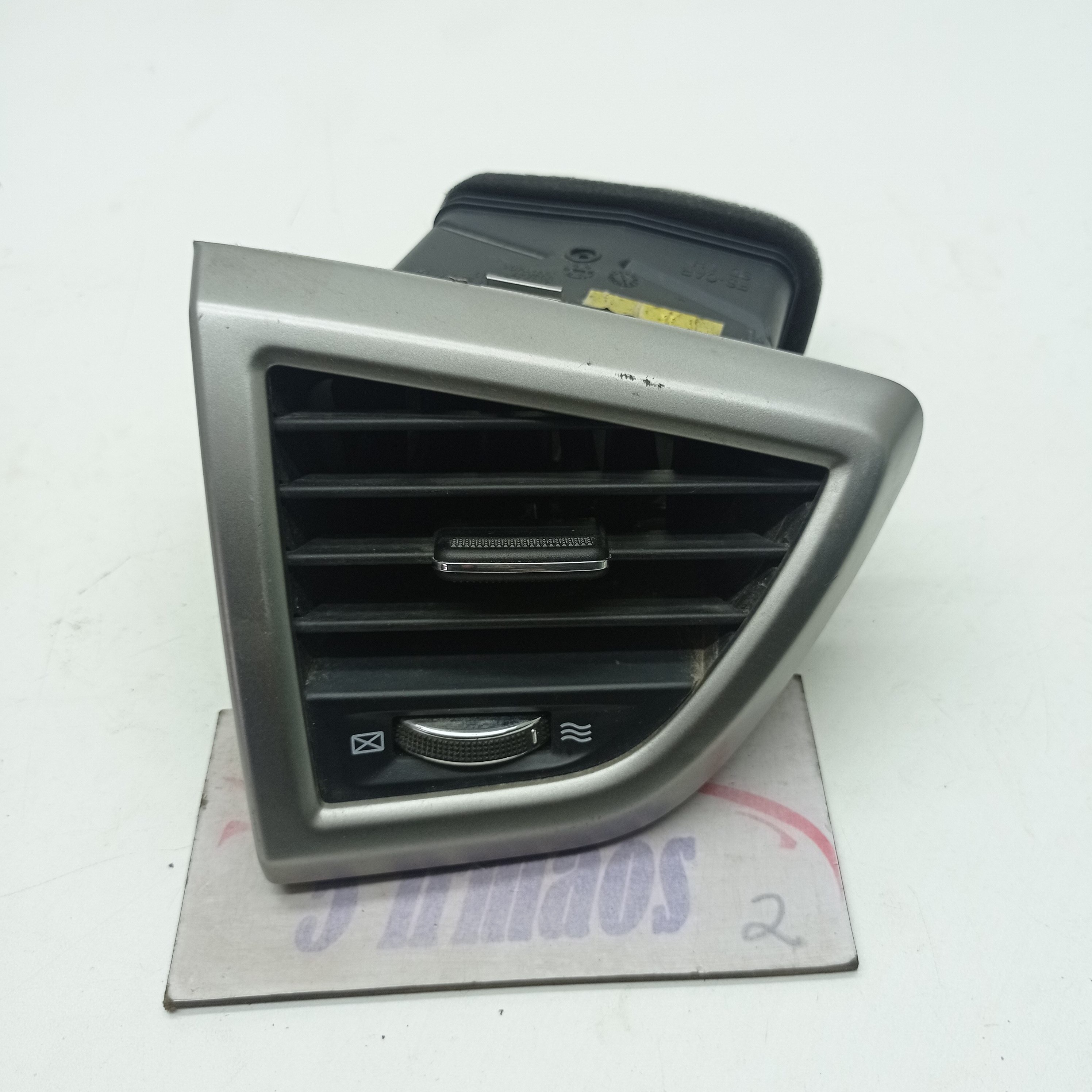 Difusor Ar Esquerdo Hyundai Veloster 1.6 2012 / 2013