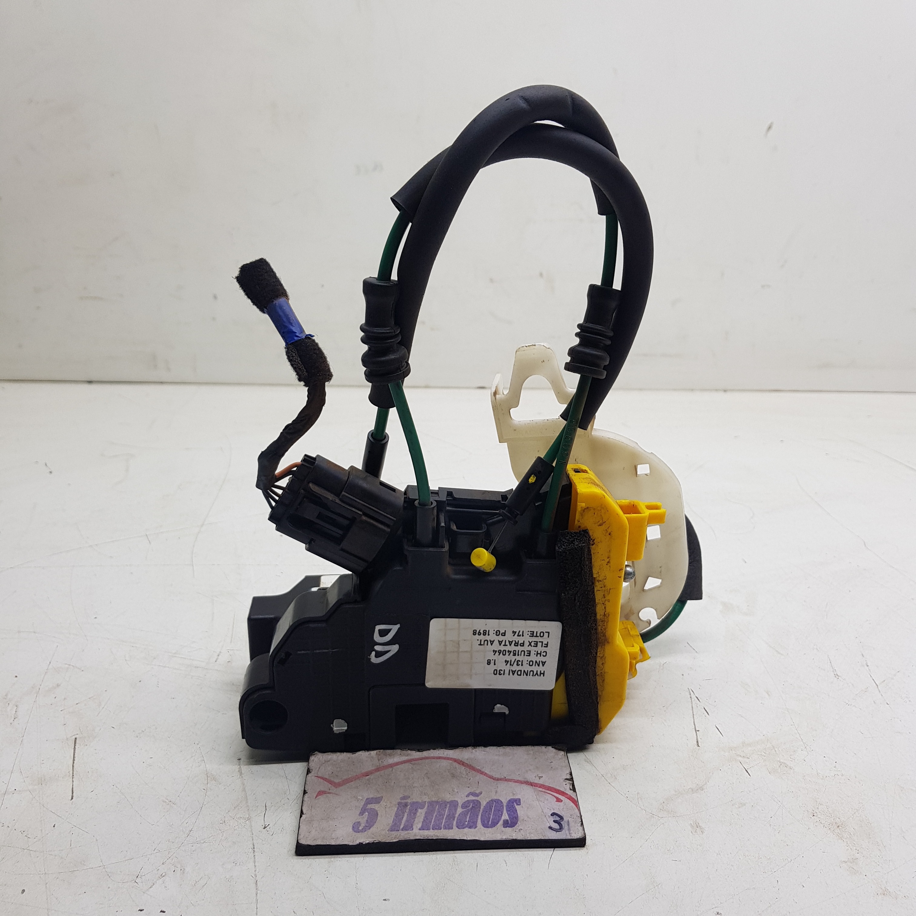 Fechadura Porta Dianteira Direita Hyundai I30 1.8 2014