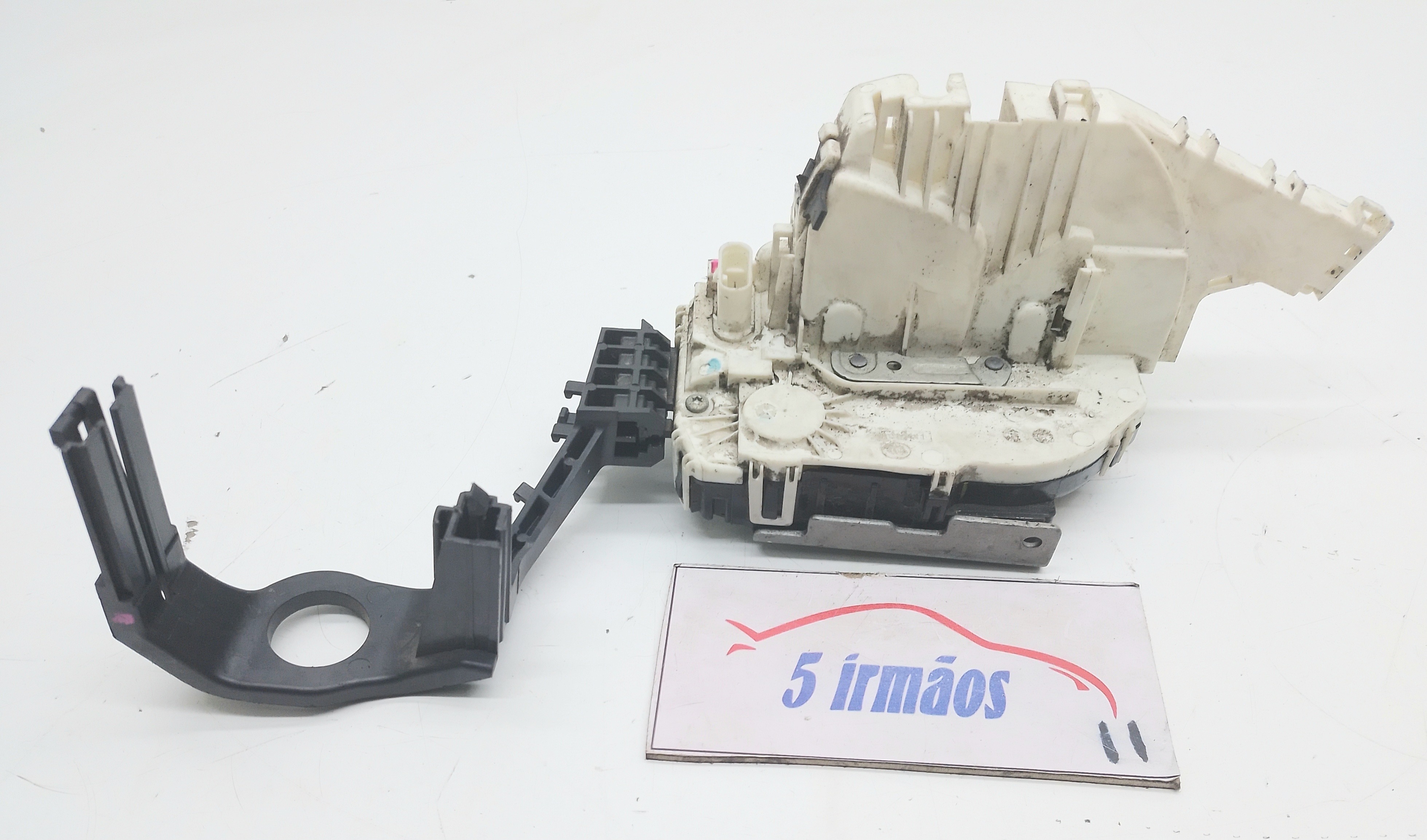 Fechadura Porta Dianteira Direita Fiat Freemont 2.4 2011