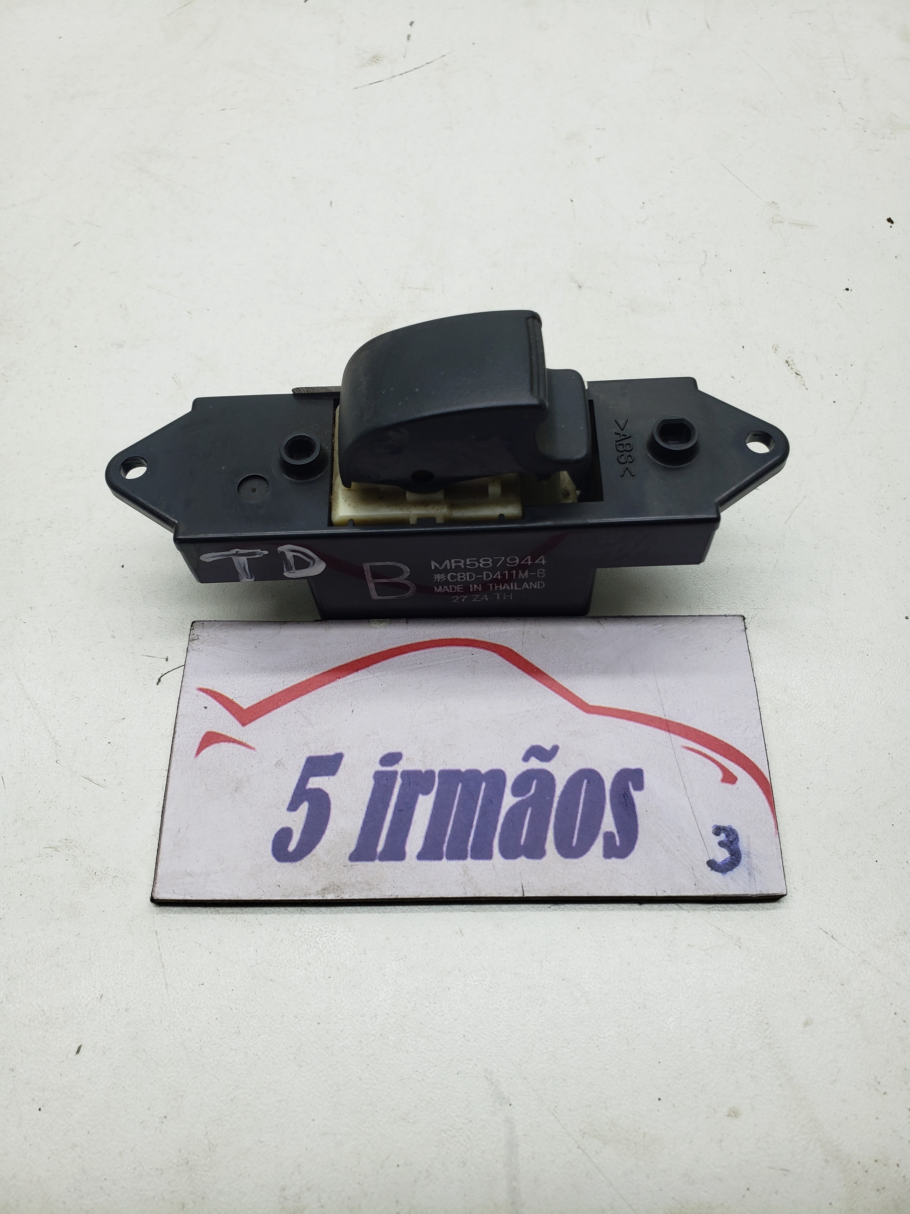Comando Vidro Traseiro Direito Mitsubishi Grandis 2.4 2005