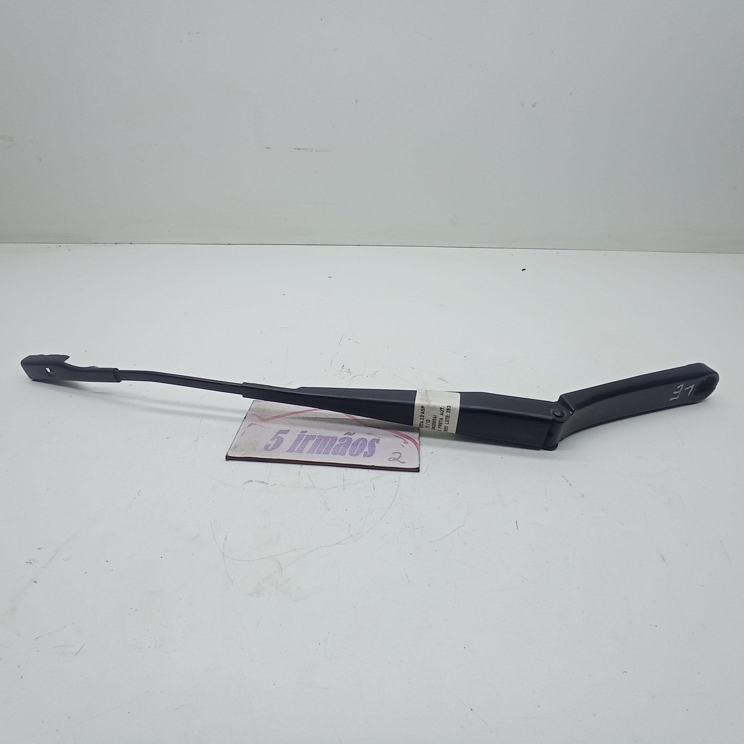 Braço Esquerdo Limpador Parabrisa Vw Jetta 2.0 Asp 2012