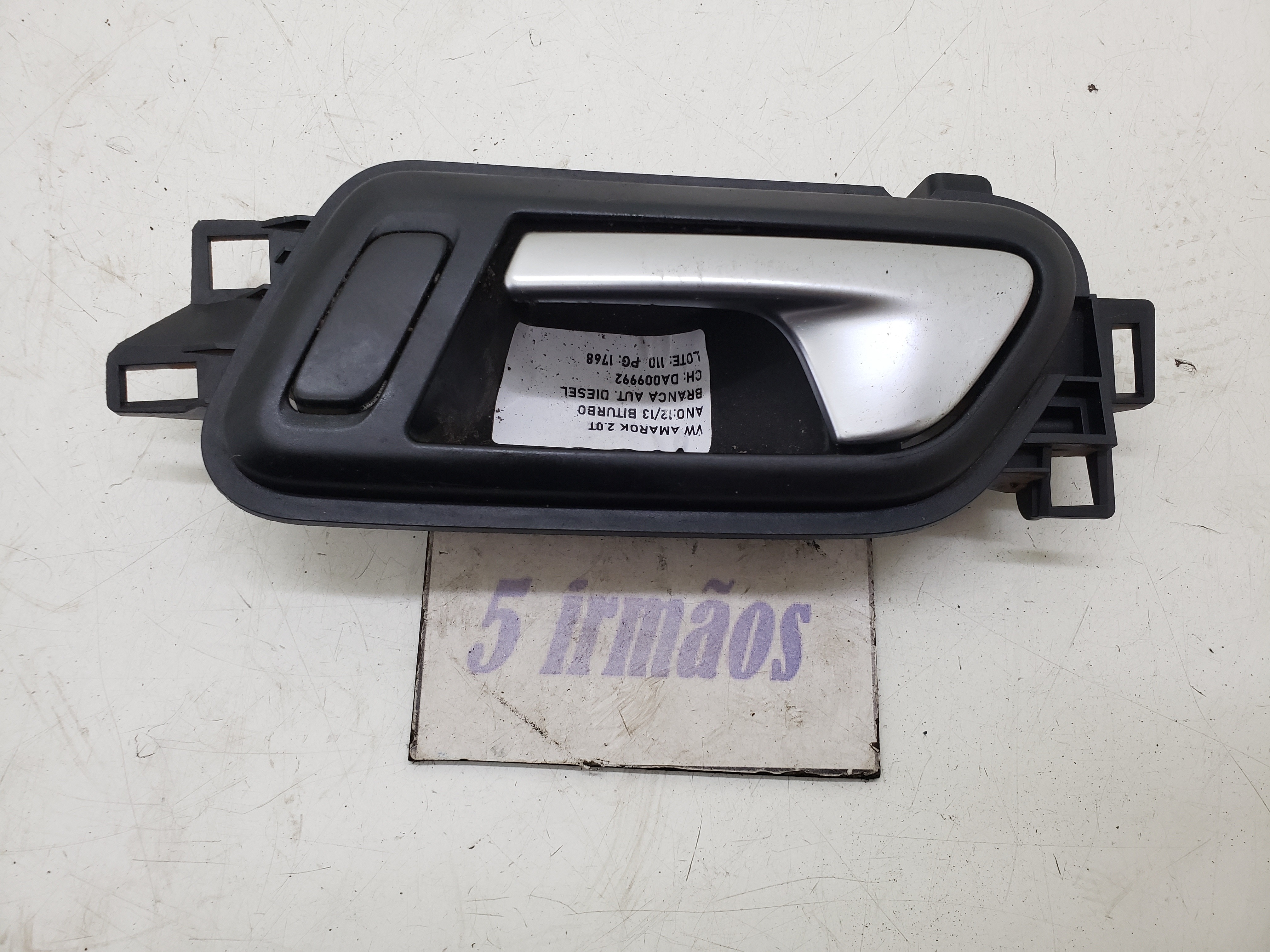 Maçaneta Interna Traseira Esquerda Vw Amarok 2.0 2013 / 2014