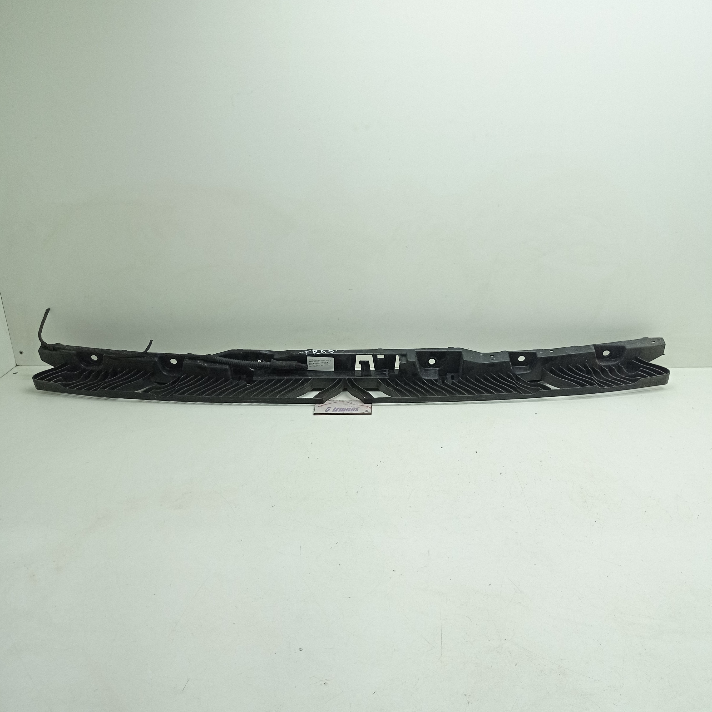 Guia Central Parachoque Traseiro Vw Tiguan  350 Tsi 2021
