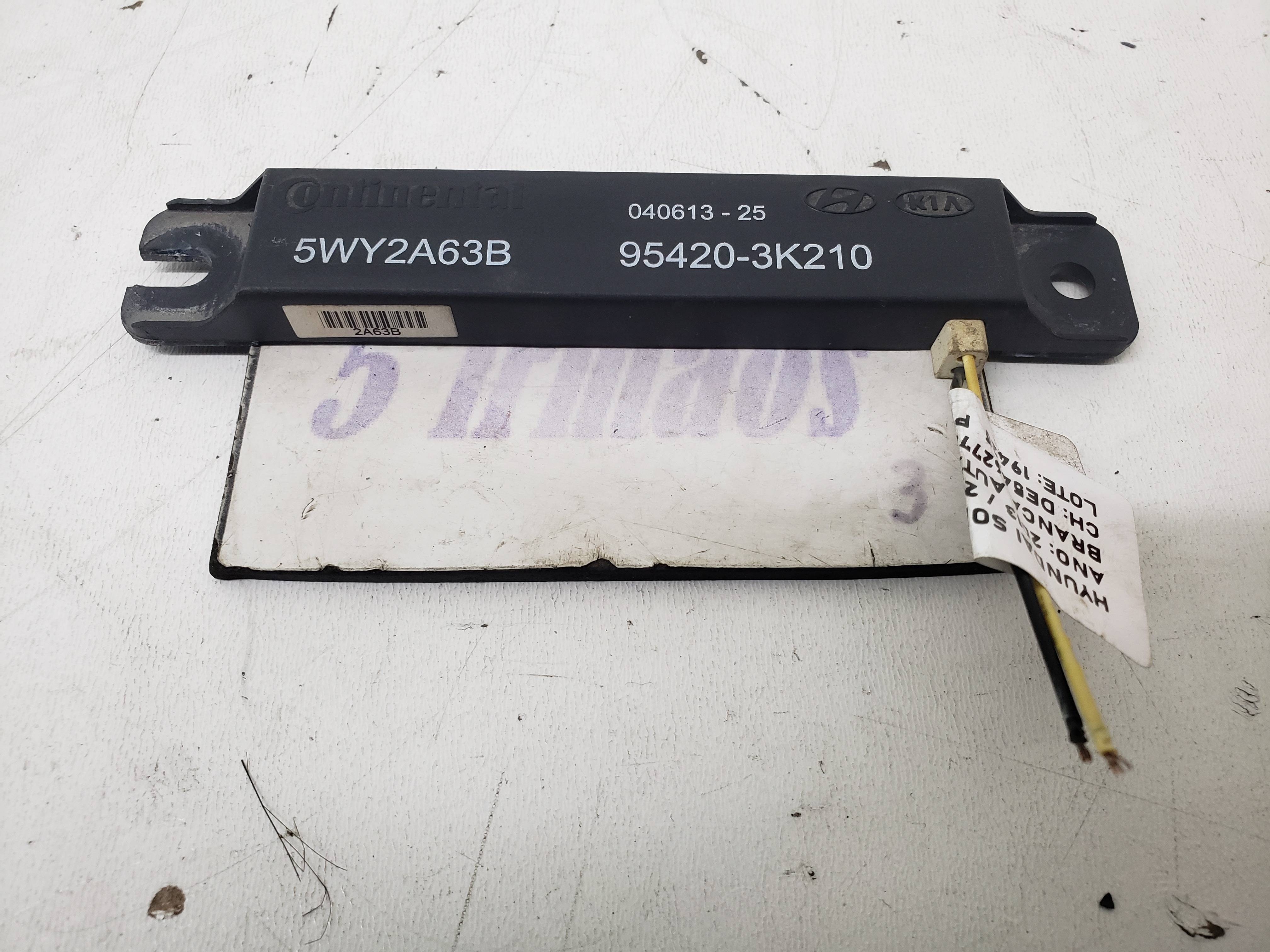 Módulo Antena Kia Sorento 3.5 V6 2013 / 2014 N954203k210