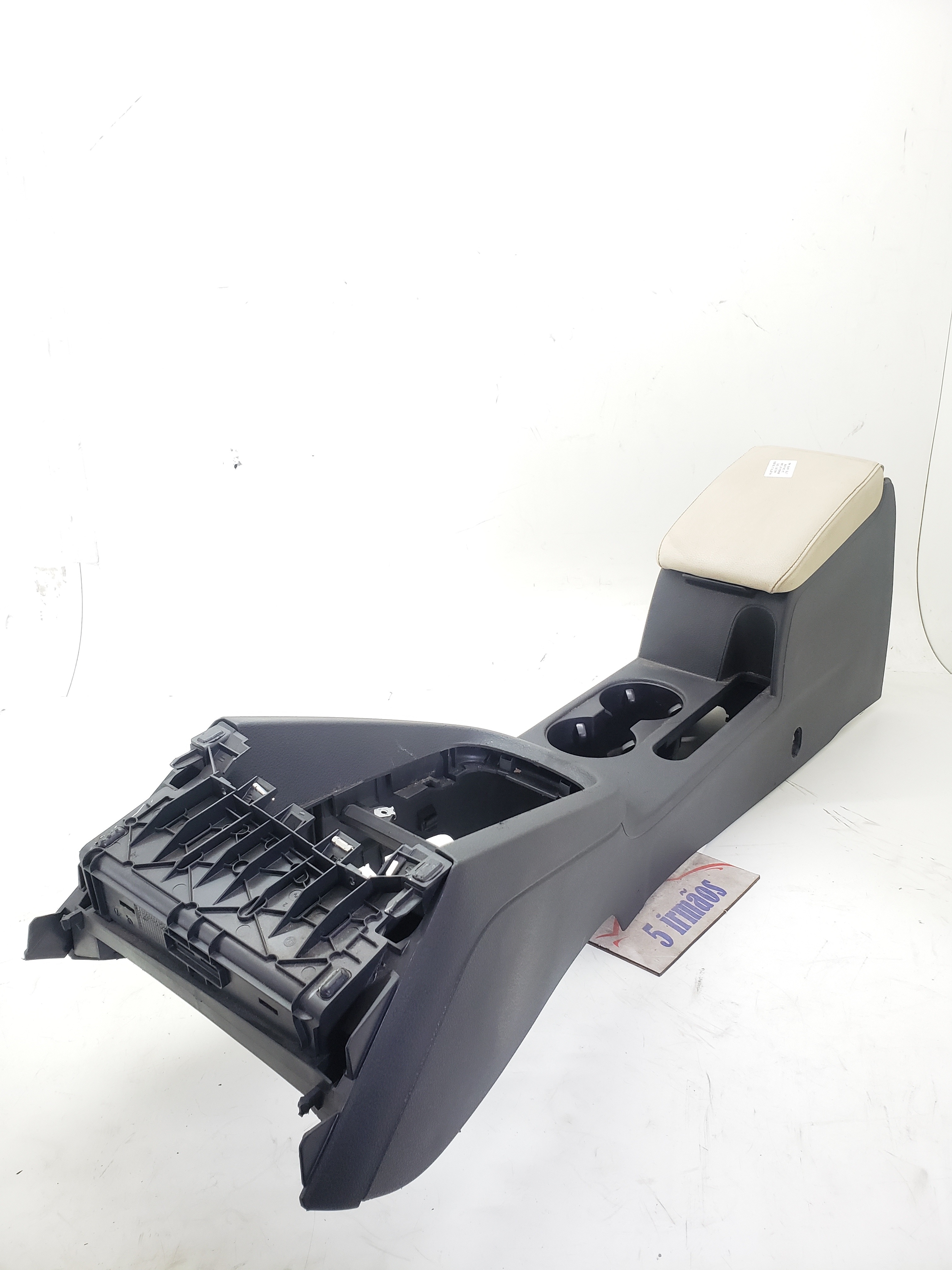 Console Central  C/ Apoio Braço Vw Jetta 2.0 Tsi 2012 / 2013