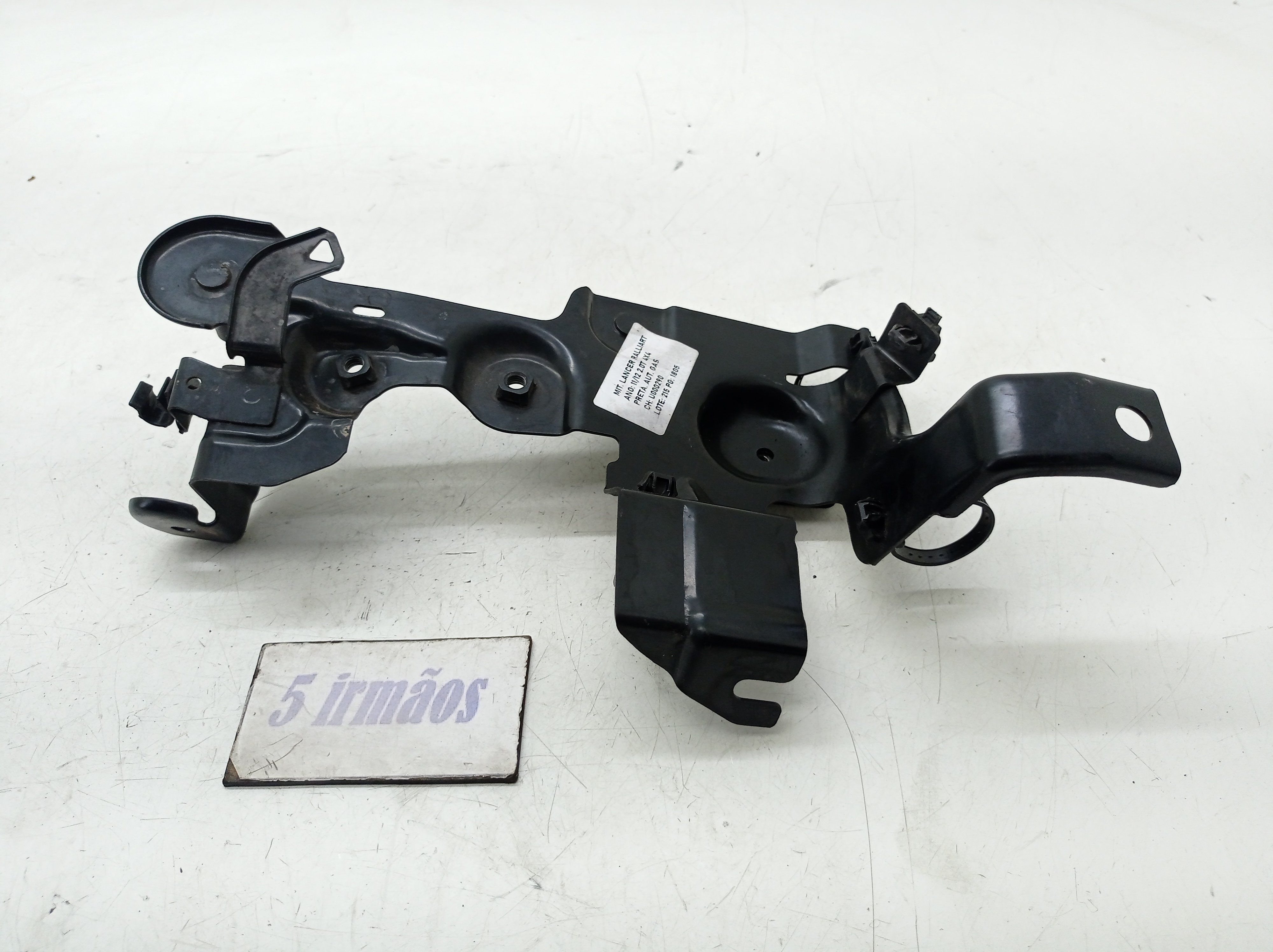 Suporte Caixa Fusíveis Mitsubishi Lancer Ralliart 2.0 2012