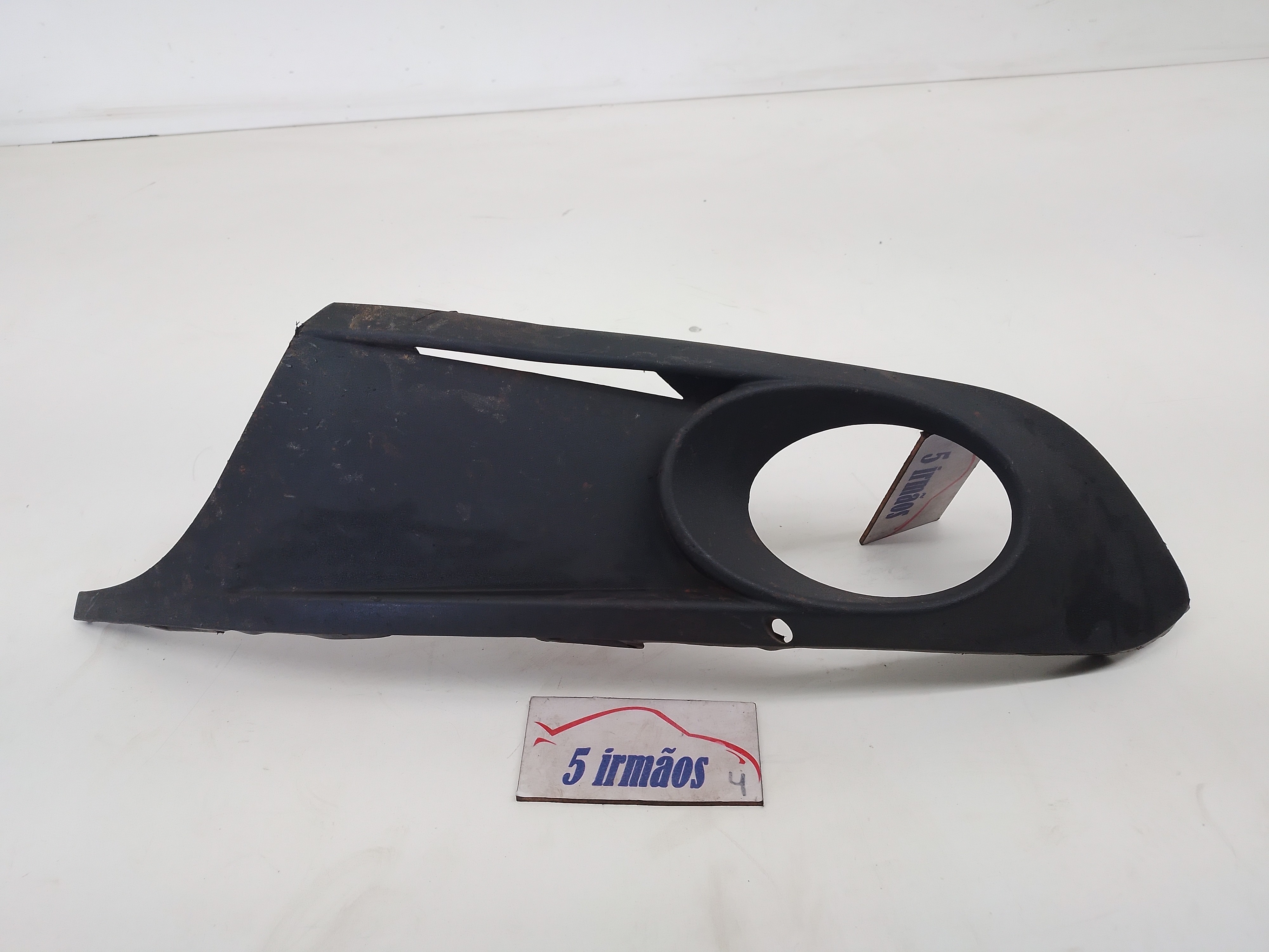 Acabamento Farol Milha Esquerdo Vw Jetta Tsi 2.0 2011 / 2012