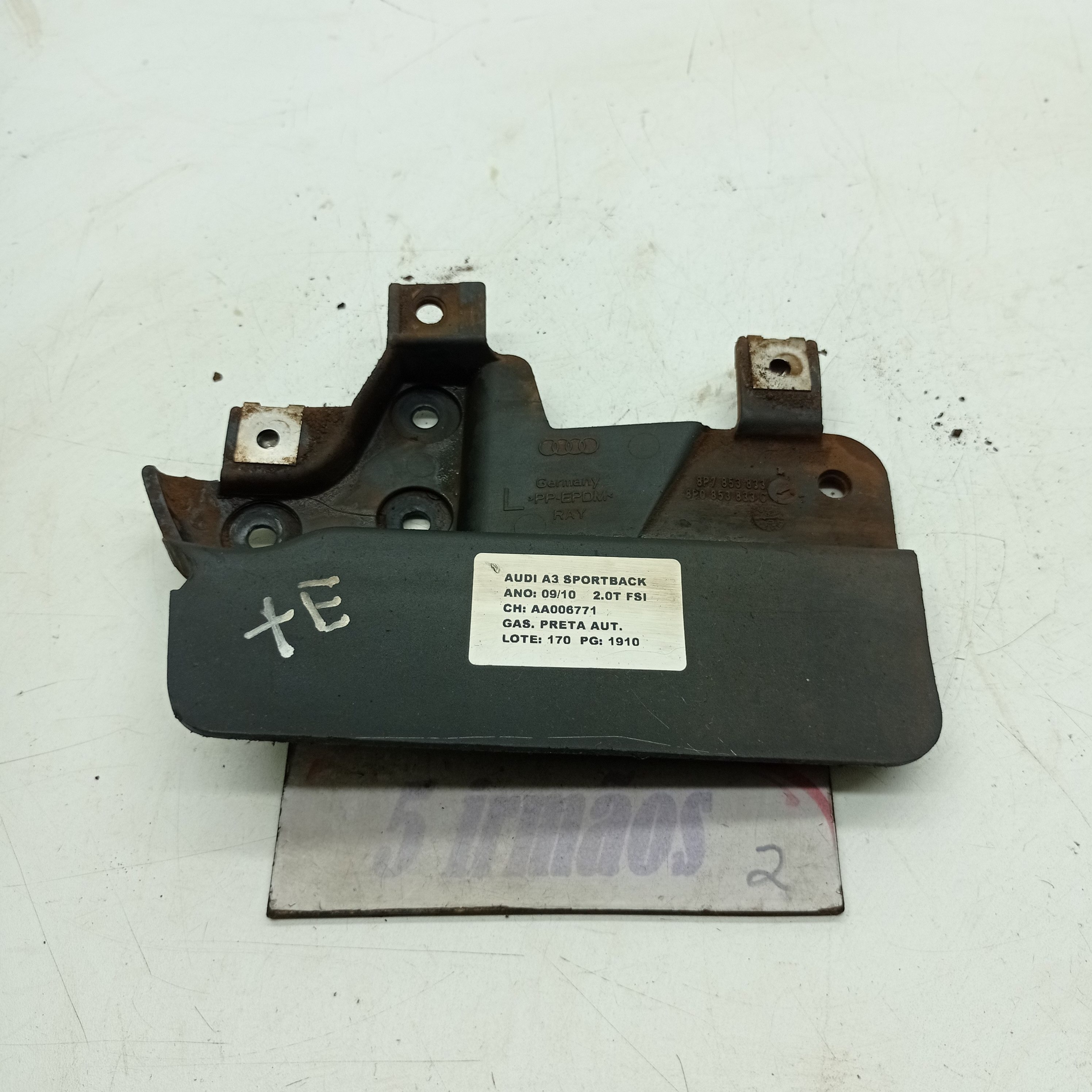 Suporte Parabarro Traseiro Esquerdo A3 Sportback 2.0 2010