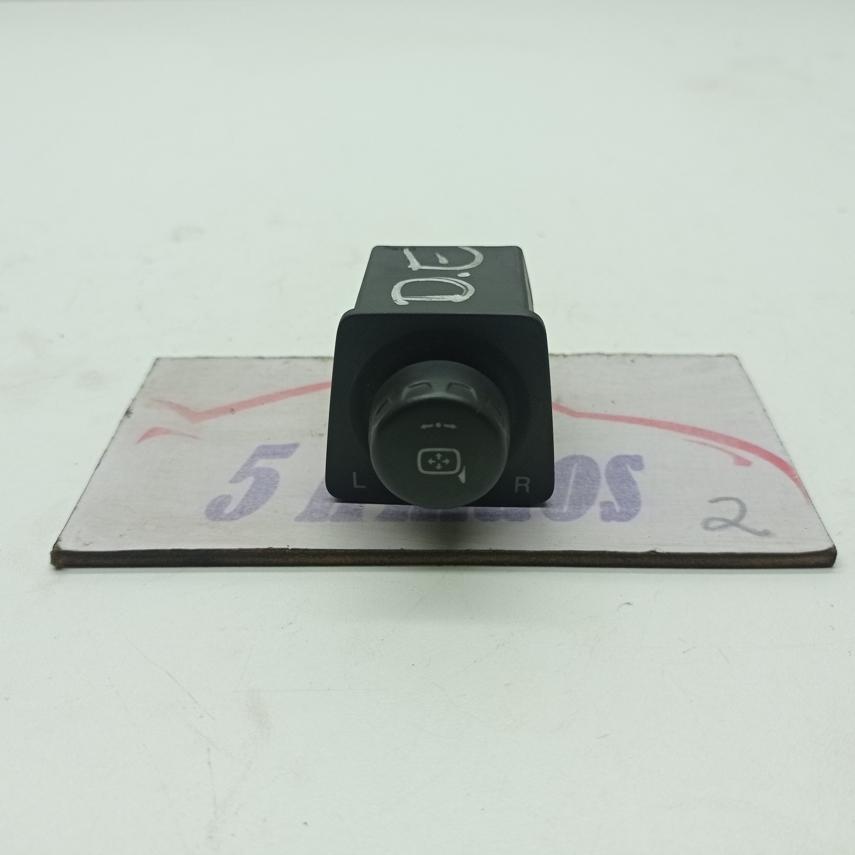 Botão Ajuste Retrovisor Gm Captiva 2.4 2010 Nº200003118