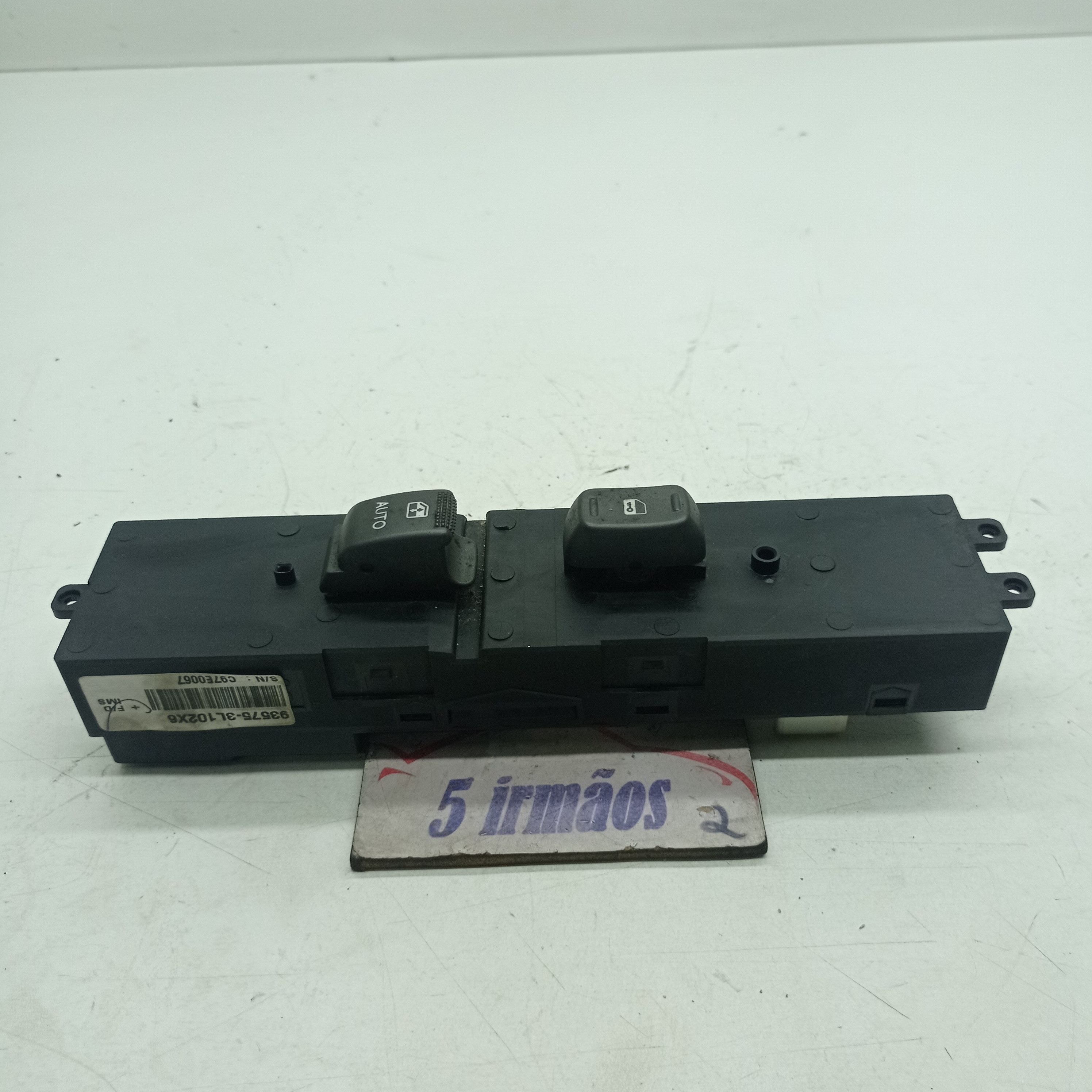 Botão Vidro Dianteiro Direito Hyundai Azera 3.3 2009 2010