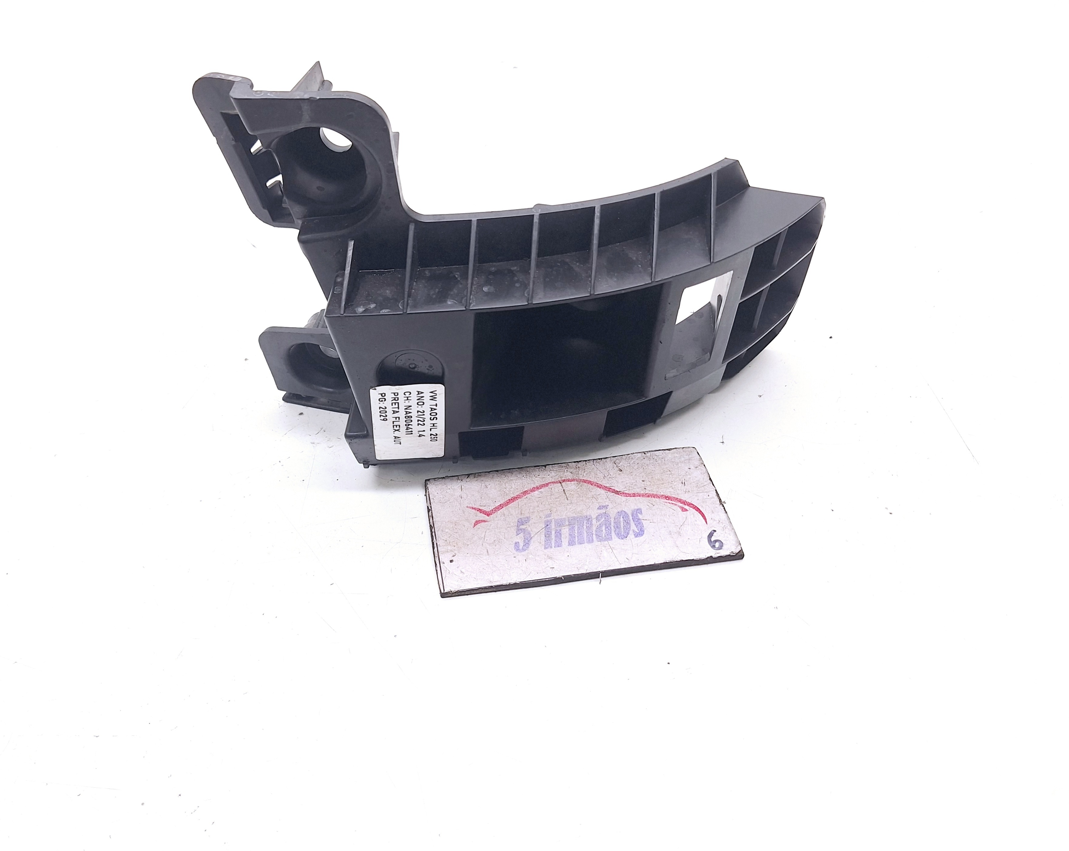 Guia Esquerda Parachoque Traseiro Vw Taos Tsi 1.4 2022