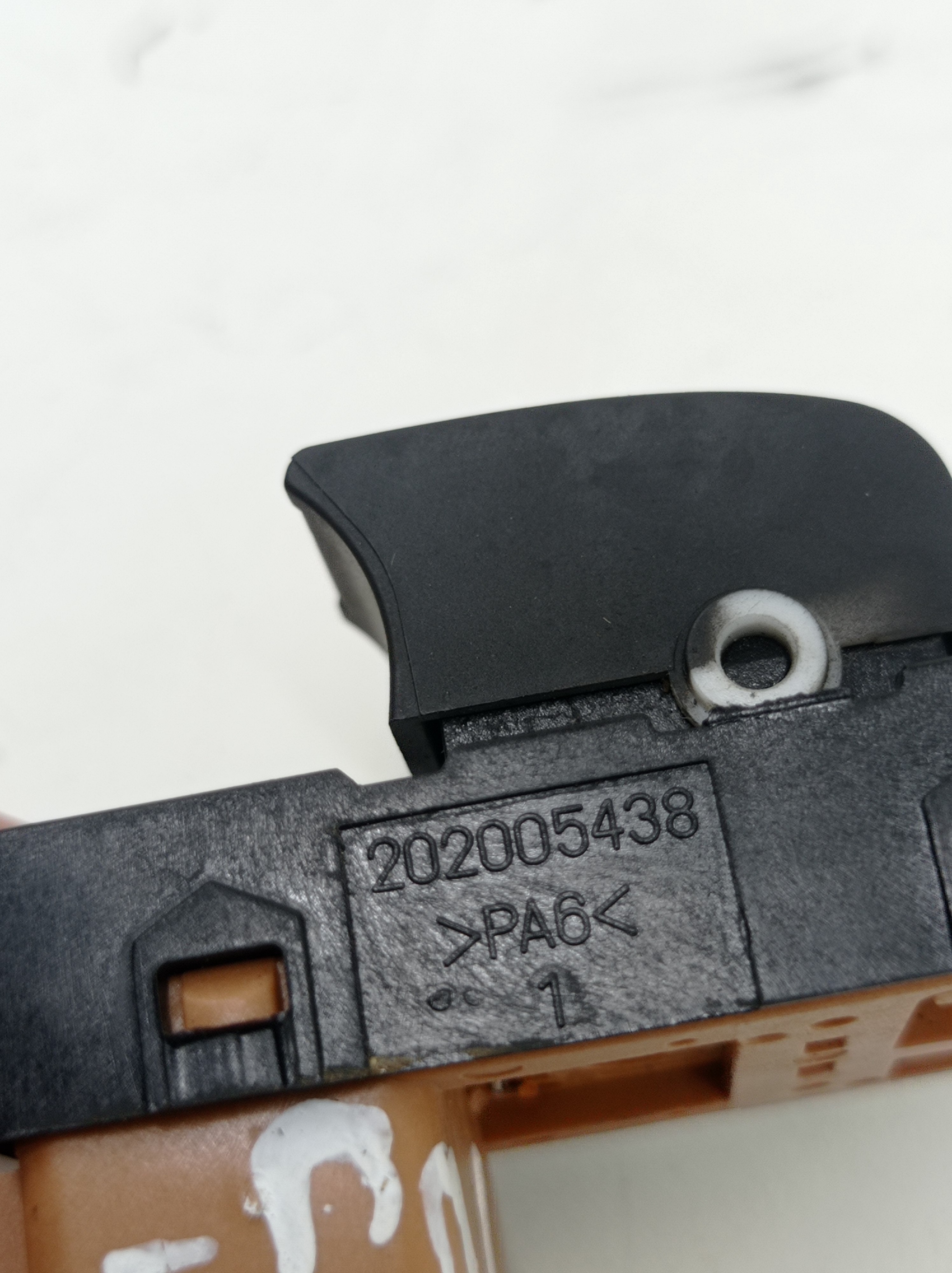 Comando Vidro Traseiro Direito Chevrolet Captiva 2011 / 2012