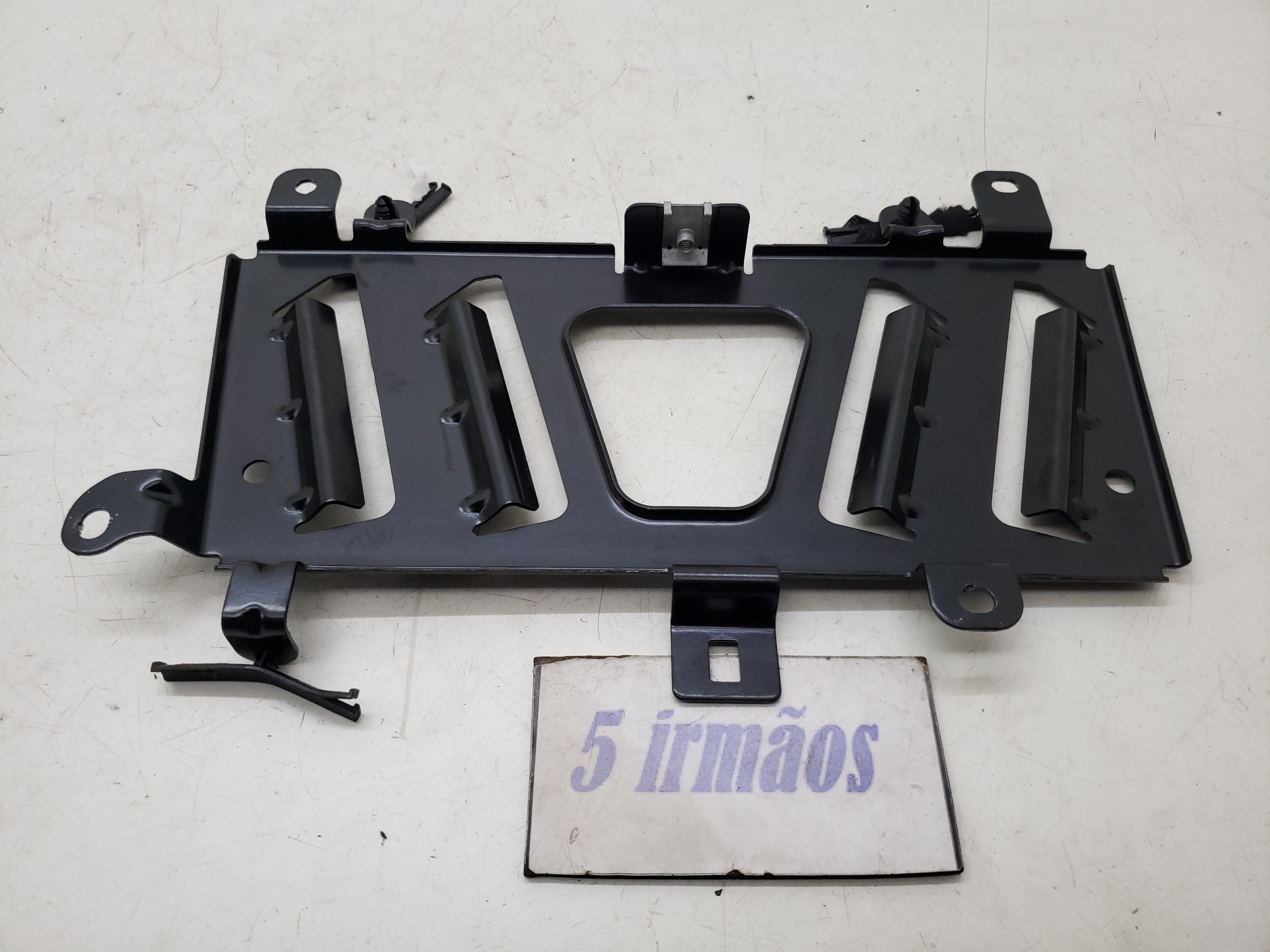 Suporte Modulo Amplificador Som Bmw Z4 20i 2.0 2014 / 2015