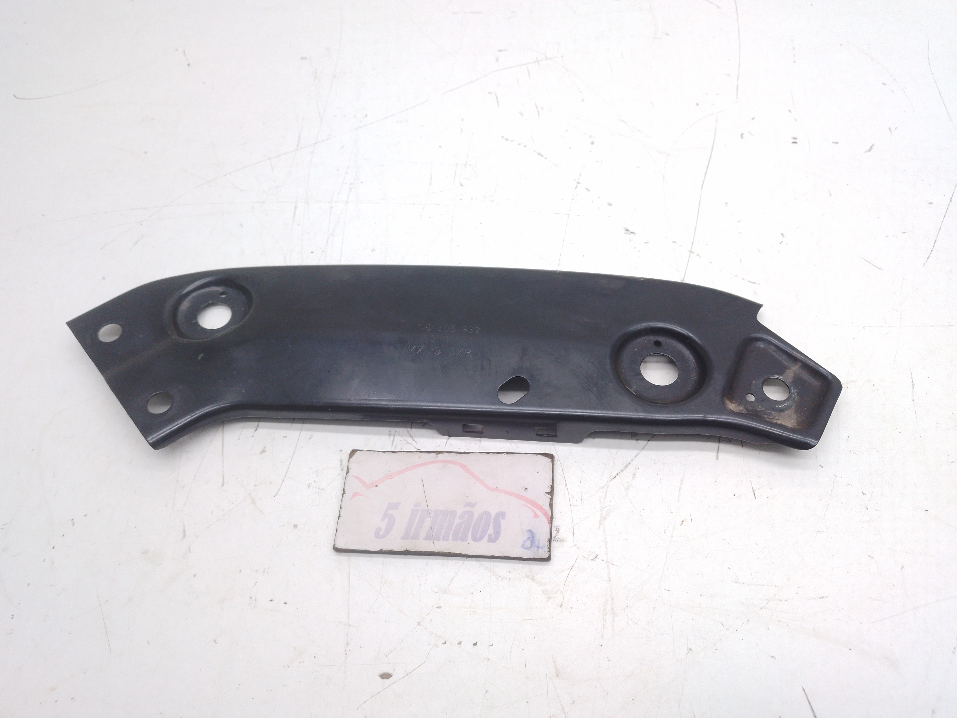 Suporte Farol Direito Vw Jetta Tsi 2.0 2015 Nº5c6805932