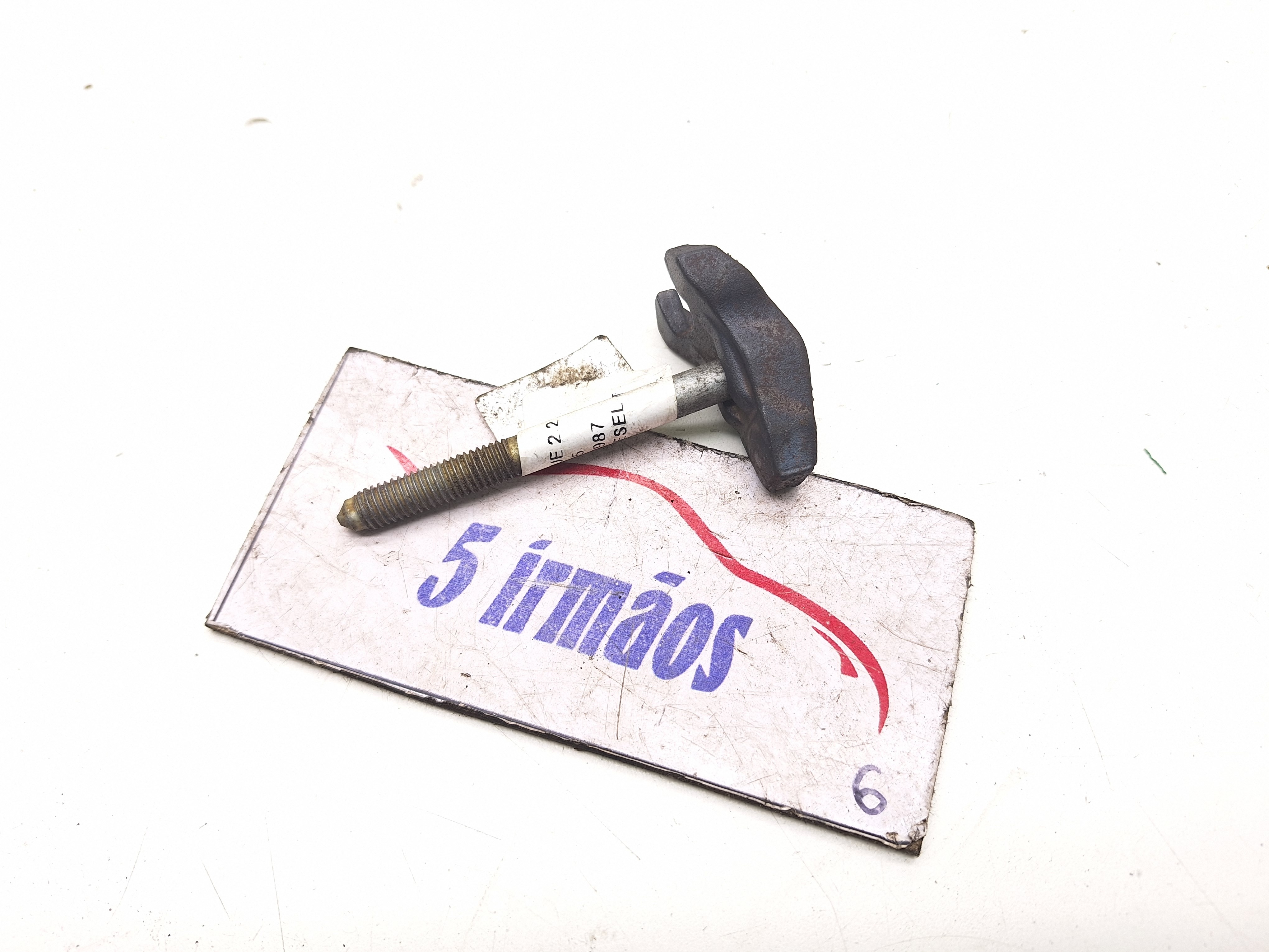 Parafuso Trava Bico Evoque 2.2 Diesel  2014/ 2015