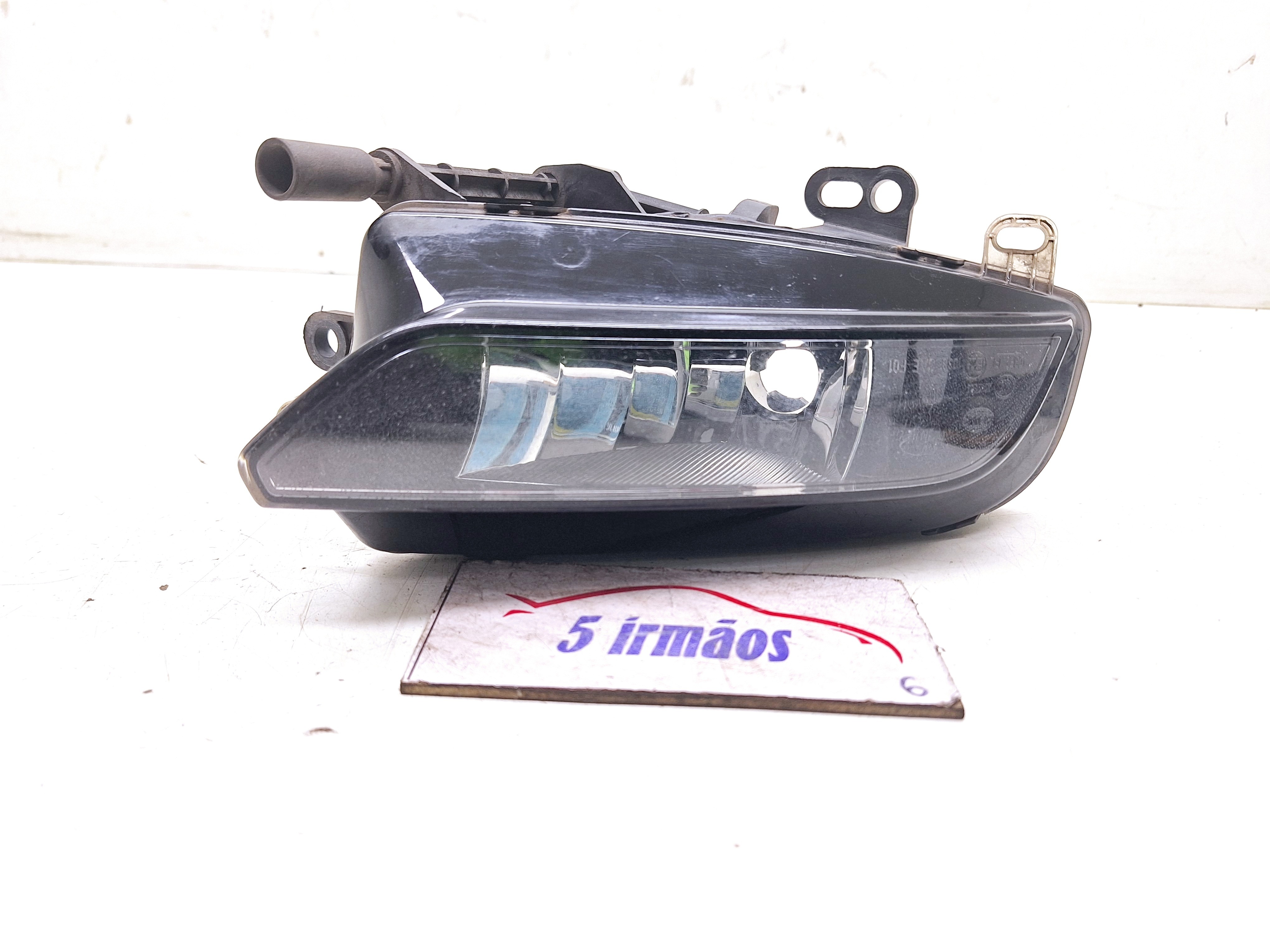 Farol Milha Direito Audi A3 1.8 Tfsi 2013/ 2014  Branco-frio