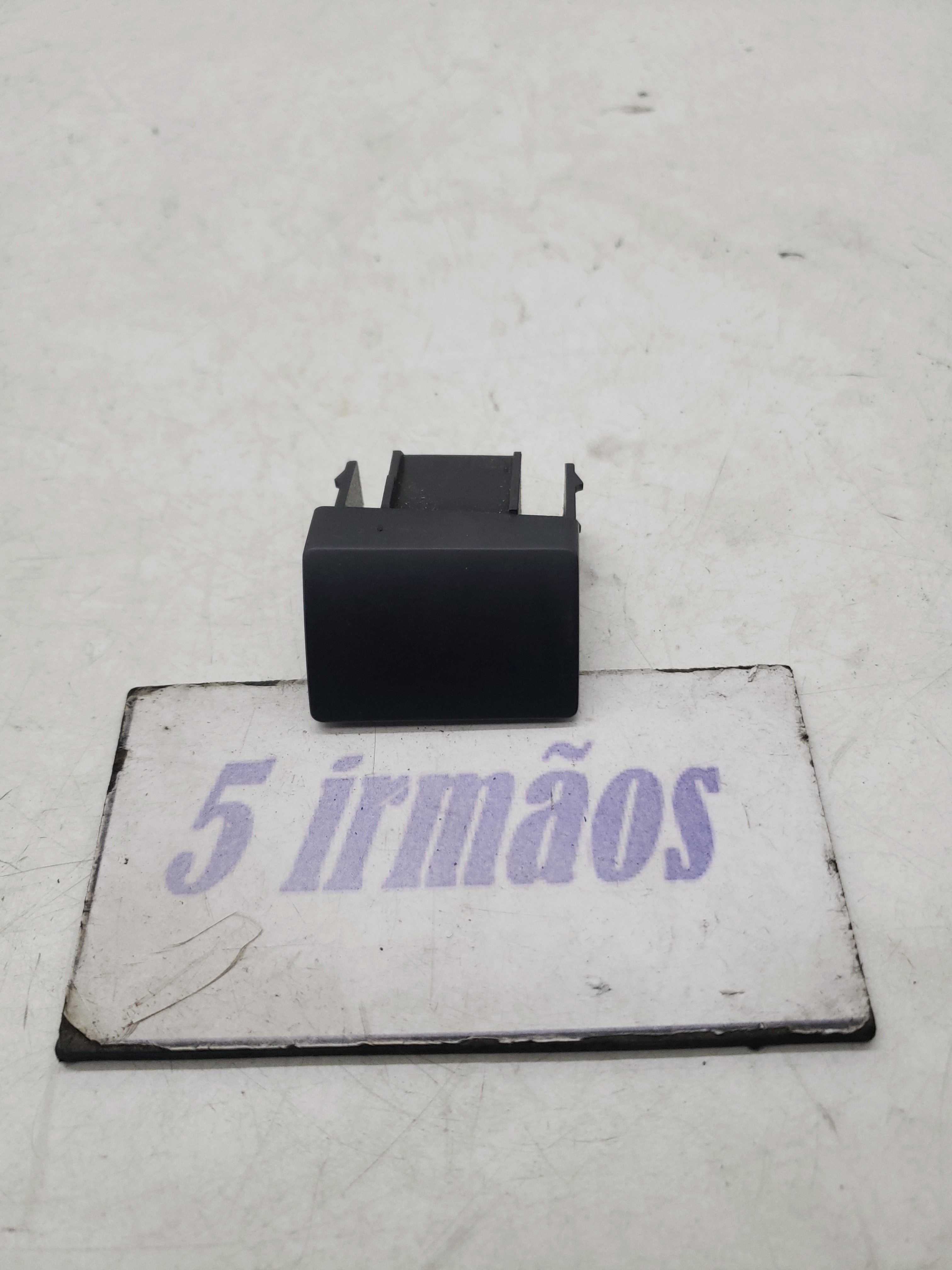 Botão Falso Painel Kia Sportage 2.7 2007 / 2008