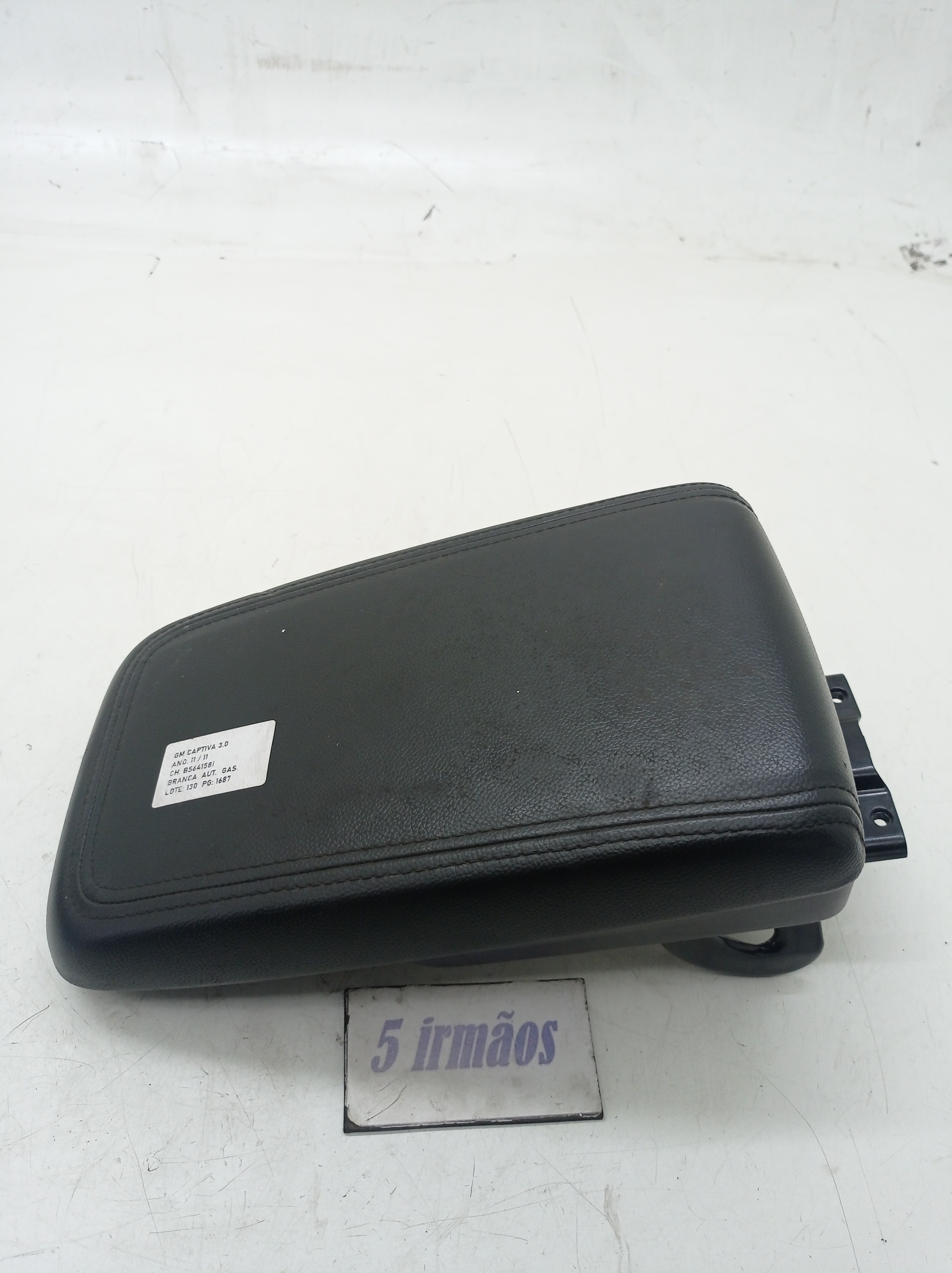Apoio Braço Console Central Gm Captiva Sport 2011 2012 2013