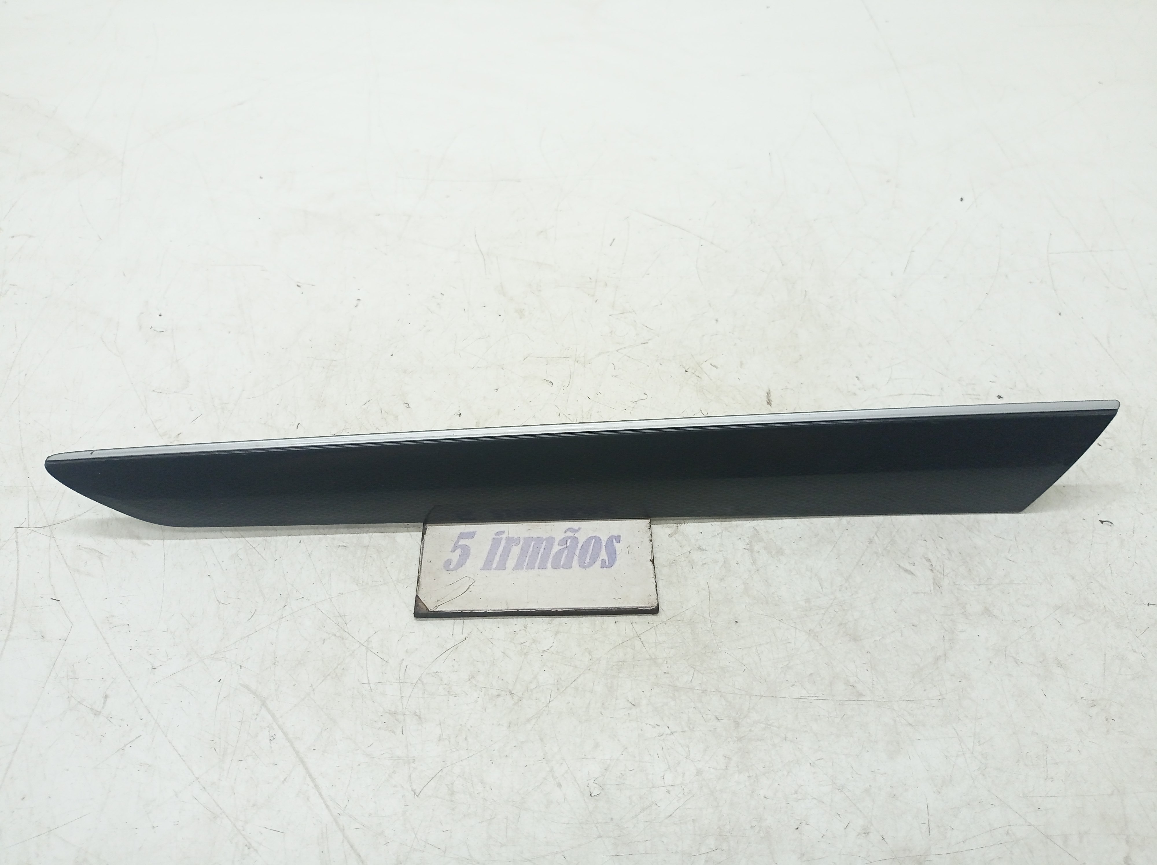 Acabamento Porta Traseira Esquerda Vw Jetta 2.0 2014 / 2015