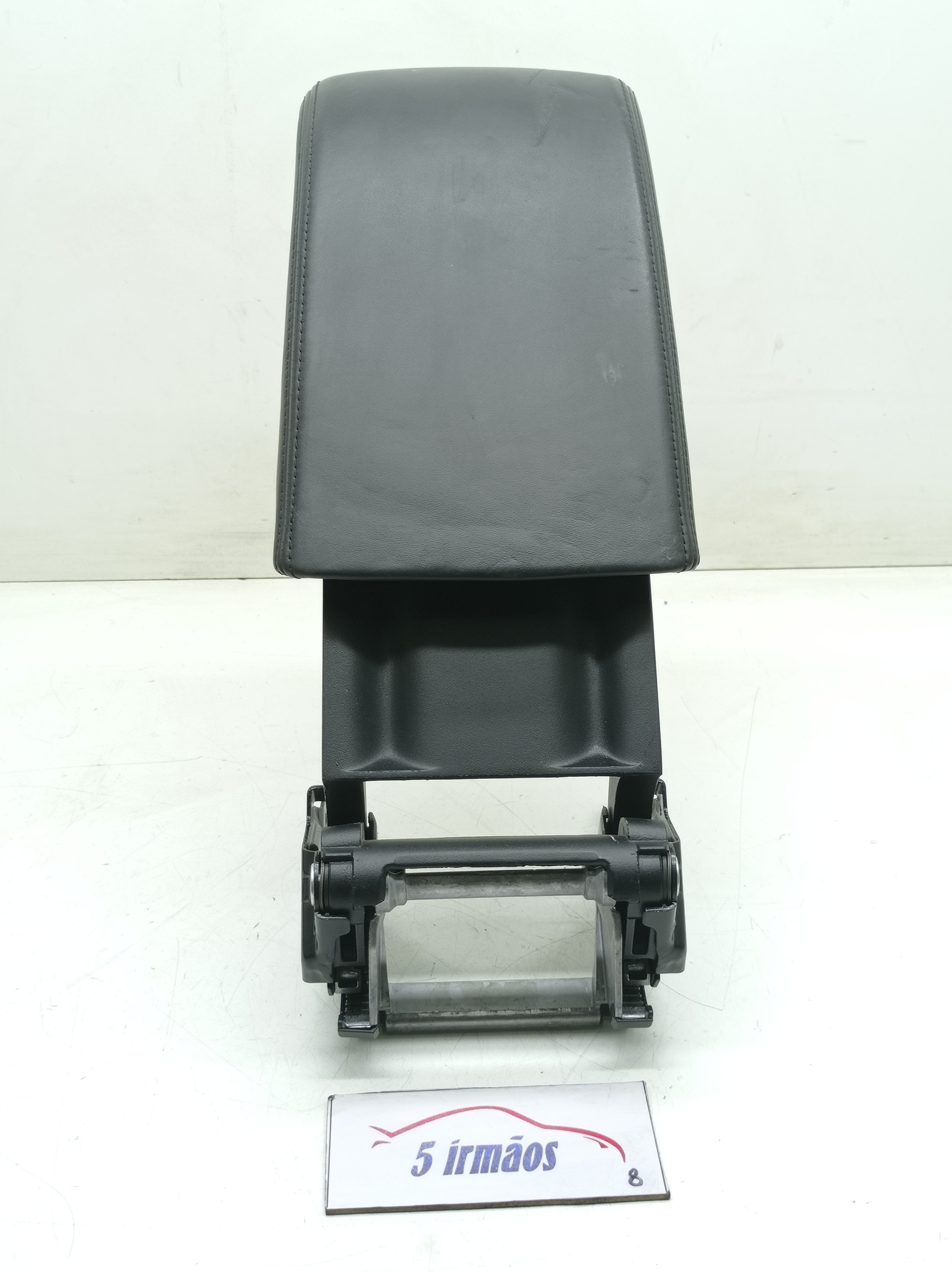 Apoio Braço Console Central Vw Passat 2.0 2018 / 2019