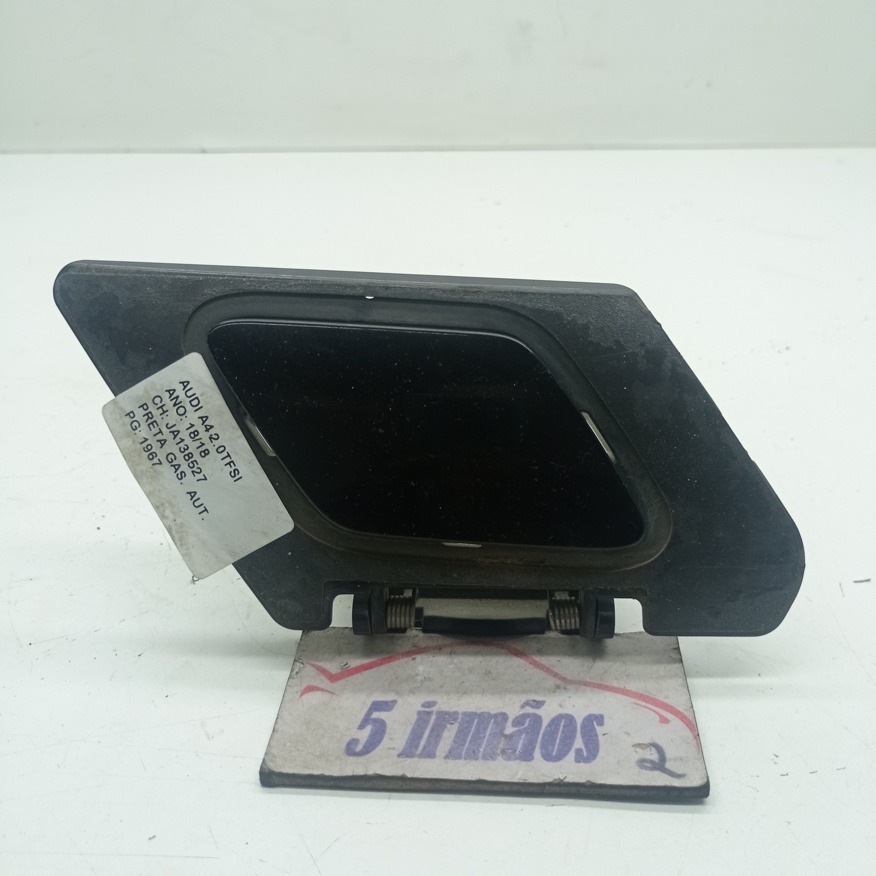Tampa Esguicho Direito Audi A4 Tfsi 2.0 2018 8w0807788a Preto