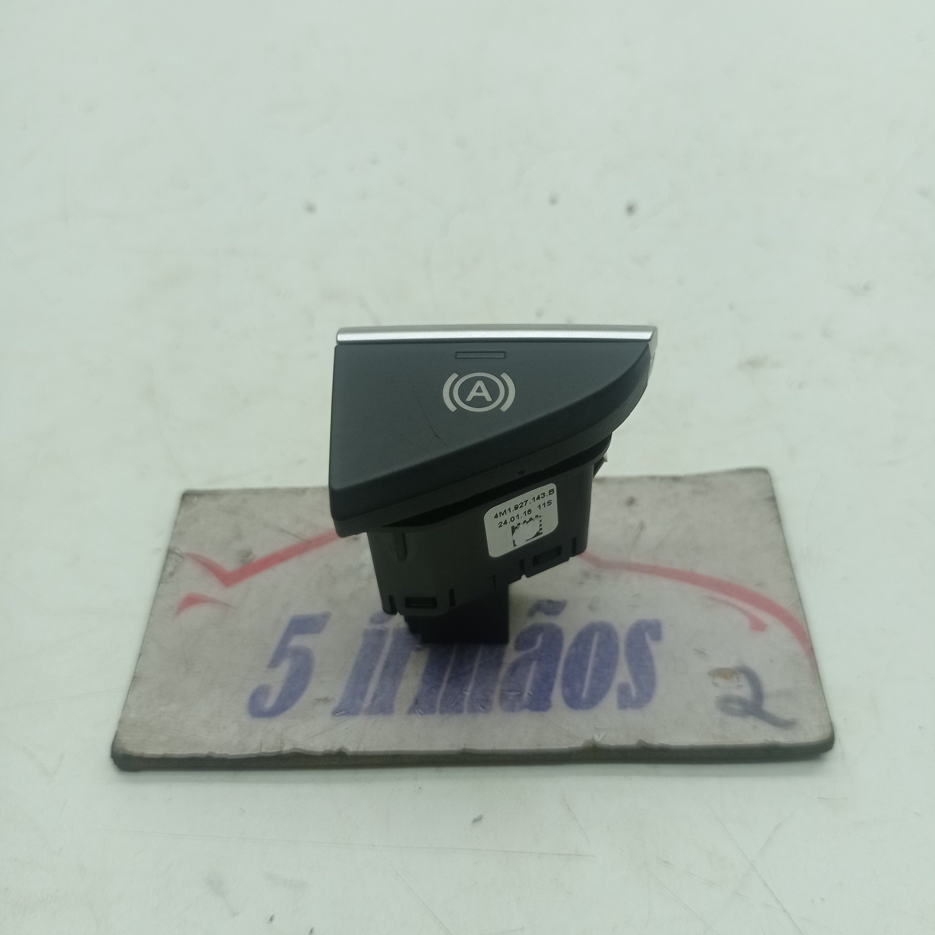 Botão Estacionamento Audi A4 Avant Tfsi 2.0 2018 4m1927143b