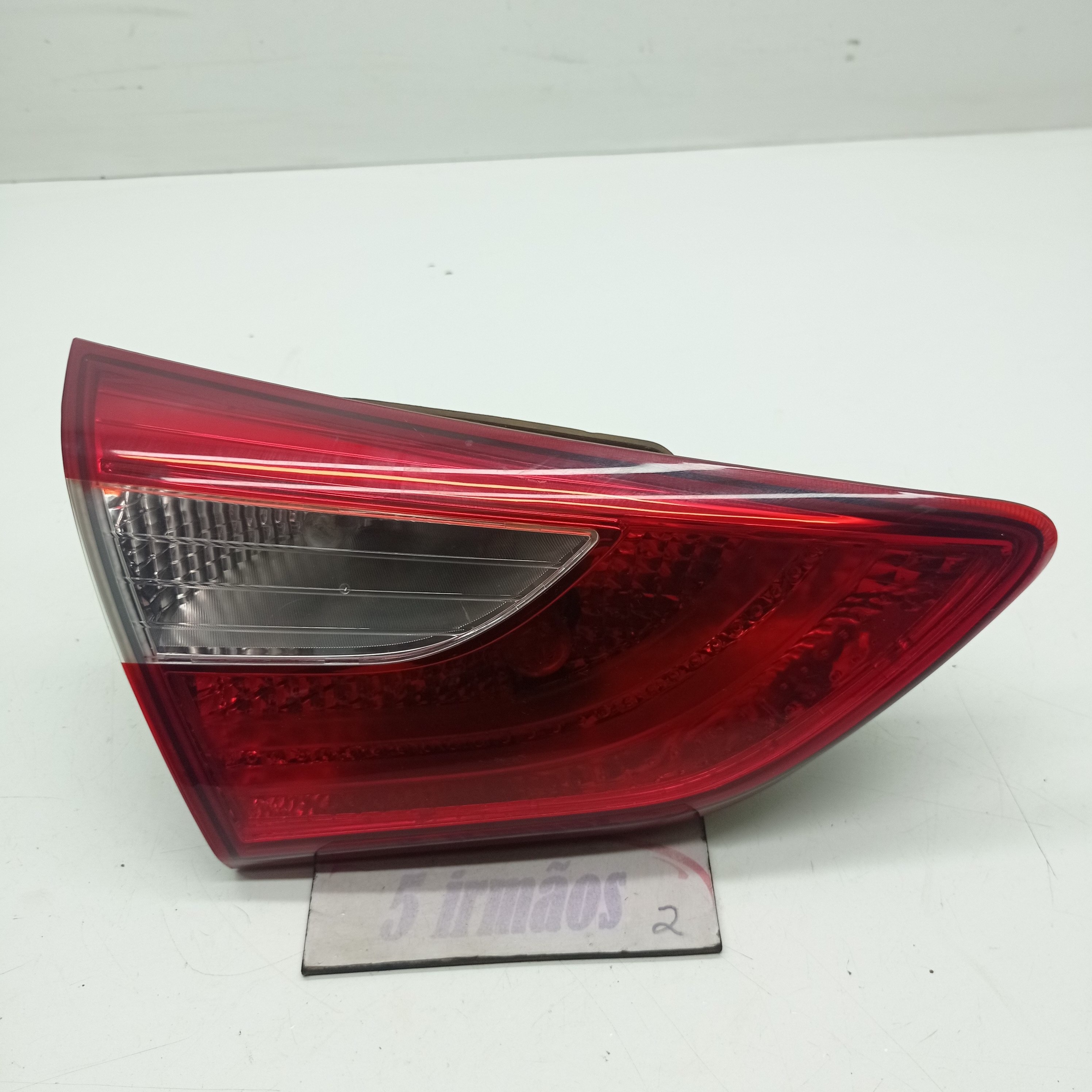 Lanterna Esquerda Tampa Traseira Hyundai I30 1.8 2014 Esquerdo Vermelho
