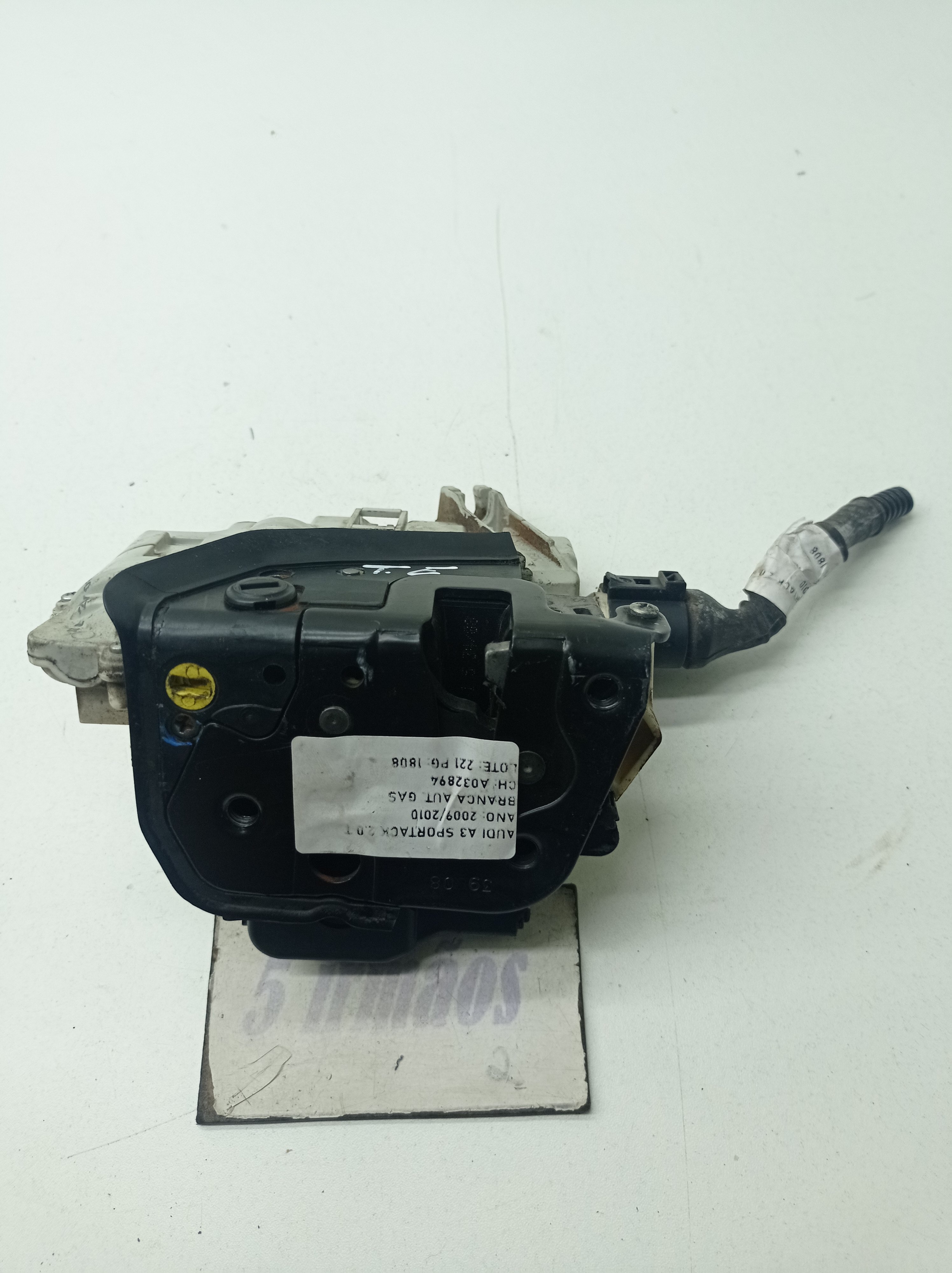 Fechadura Porta Traseira Esquerda Audi A3 Sportback 2.0 2010