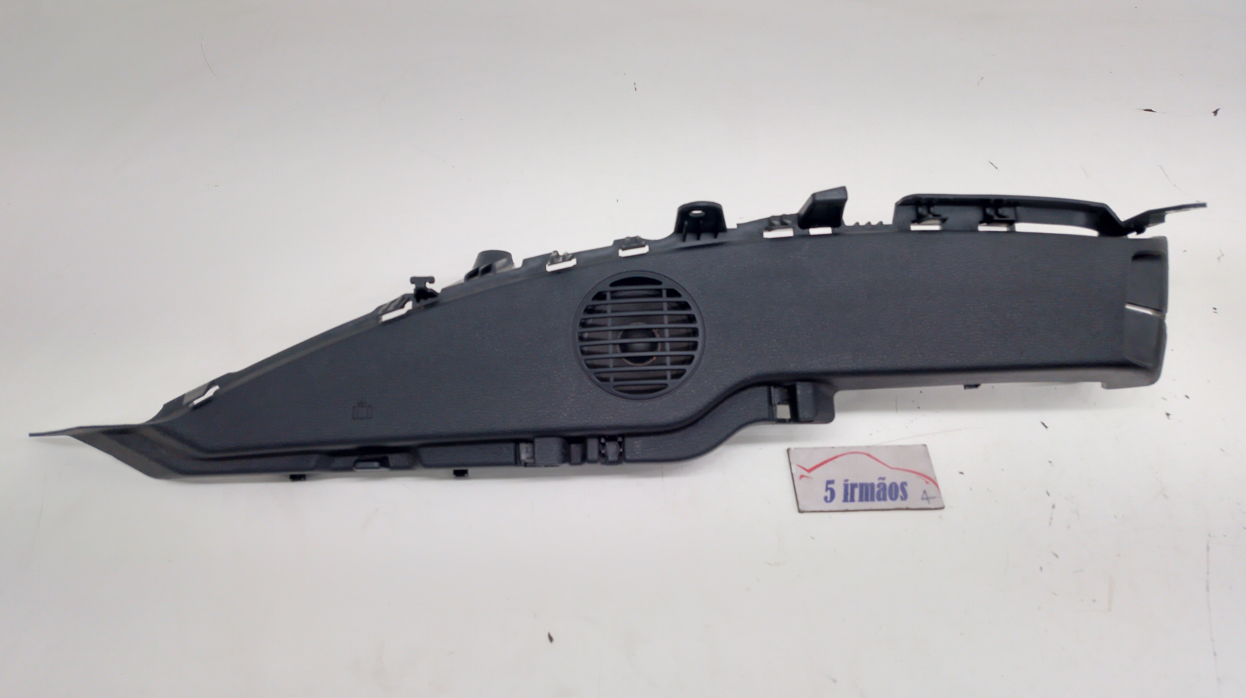 Moldura Esquerda Alto Falante Porta Malas Bmw X1 2010 2011