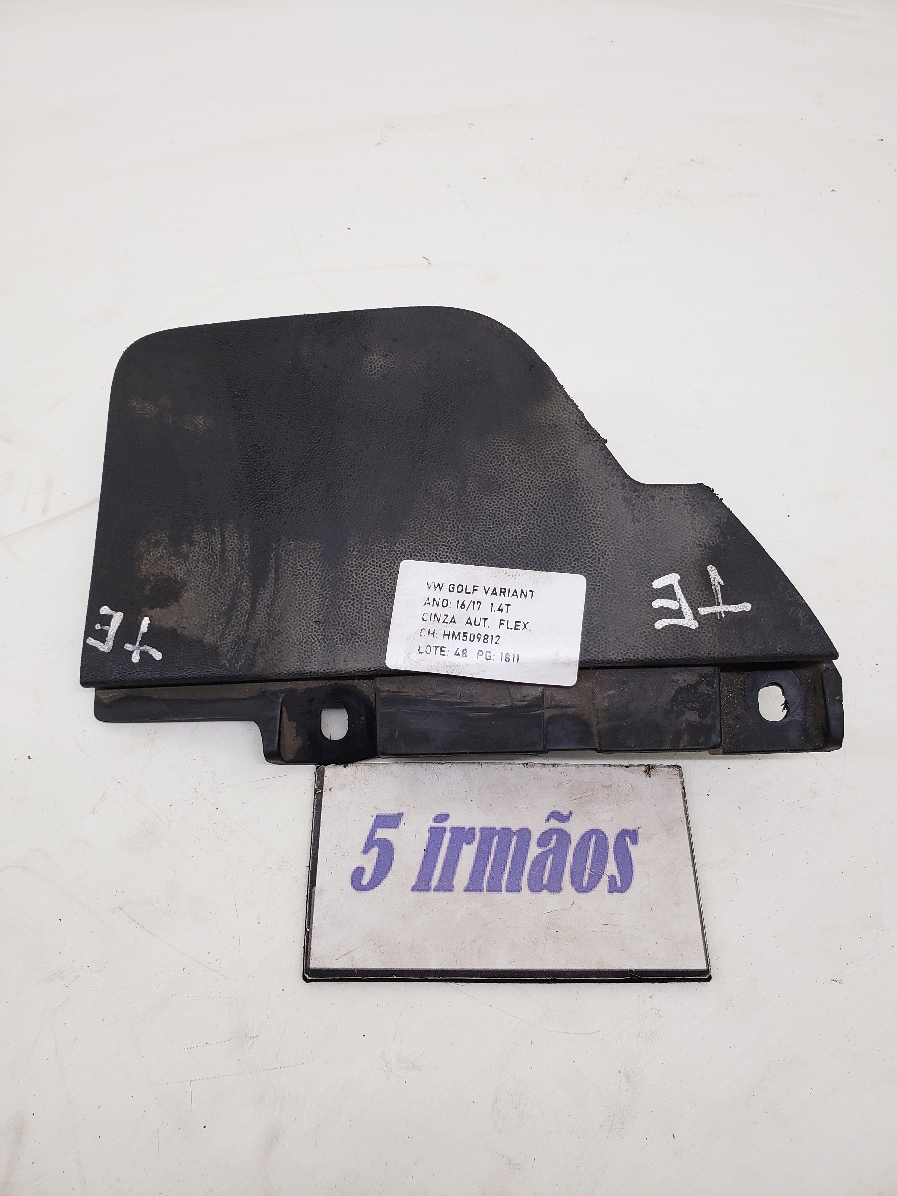 Acabamento Parabarro Traseiro Esquerdo Vw Golf Tsi 1.4 2017